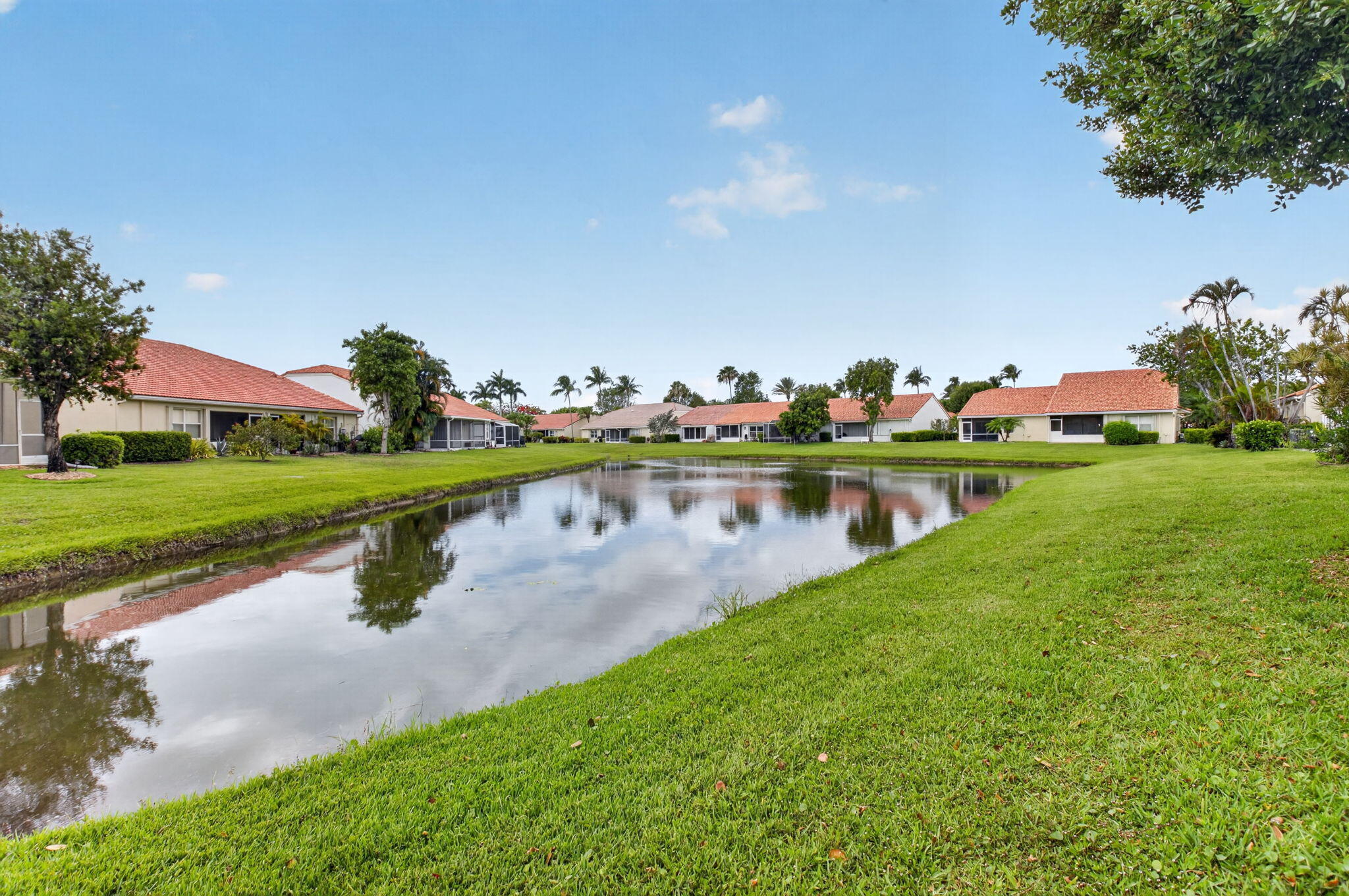 FLORAL LAKES 2 - Residential