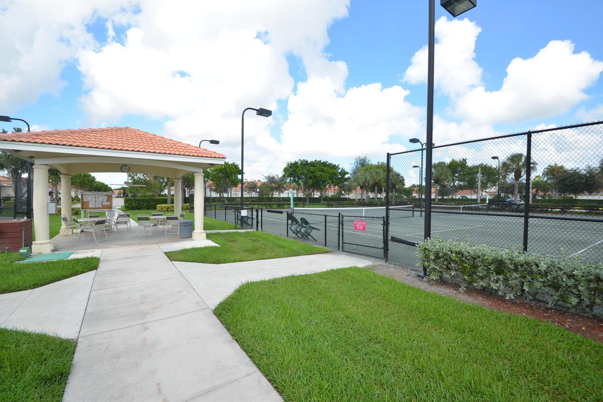 FLORAL LAKES 2 - Residential