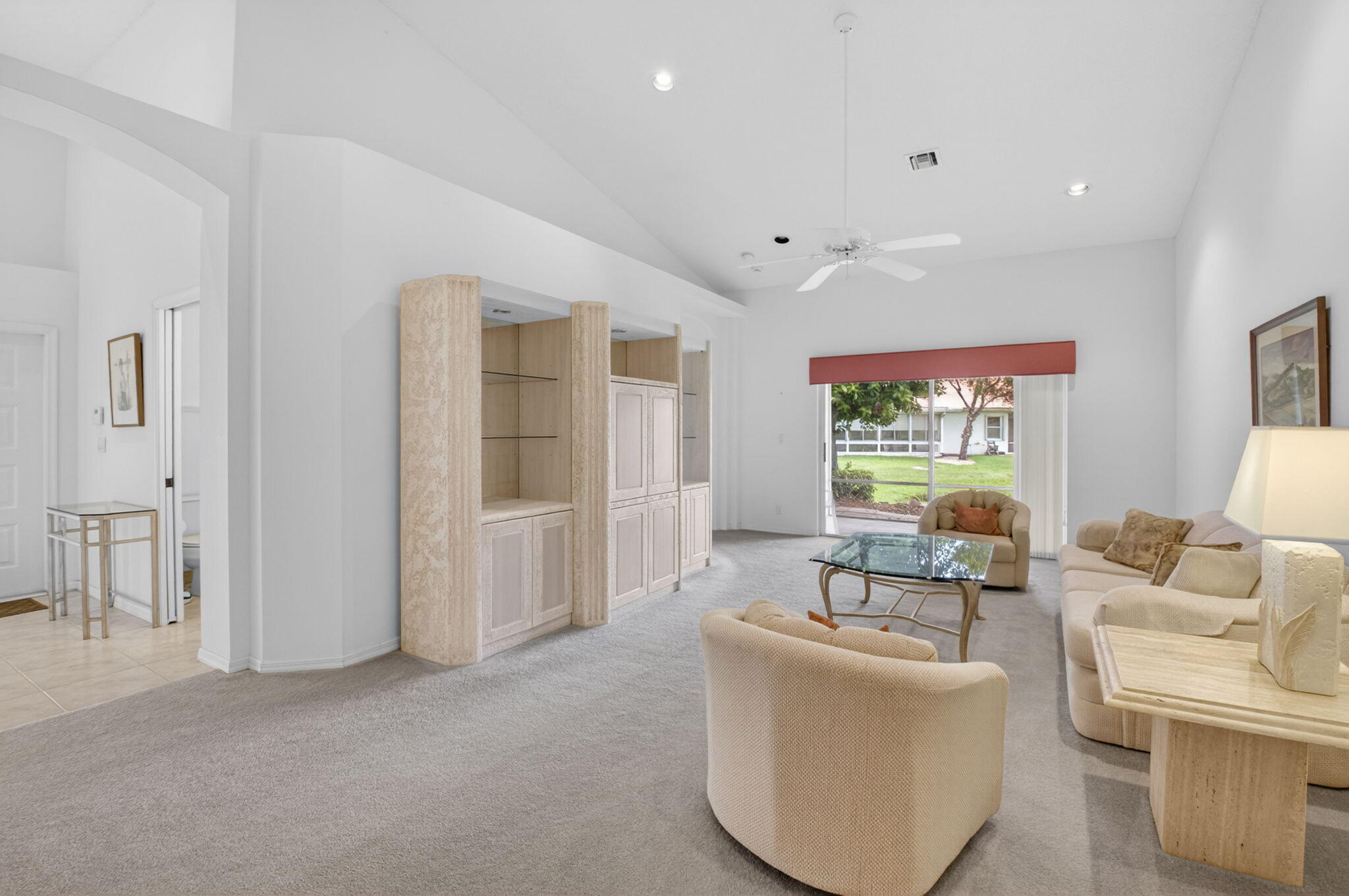 FLORAL LAKES 2 - Residential