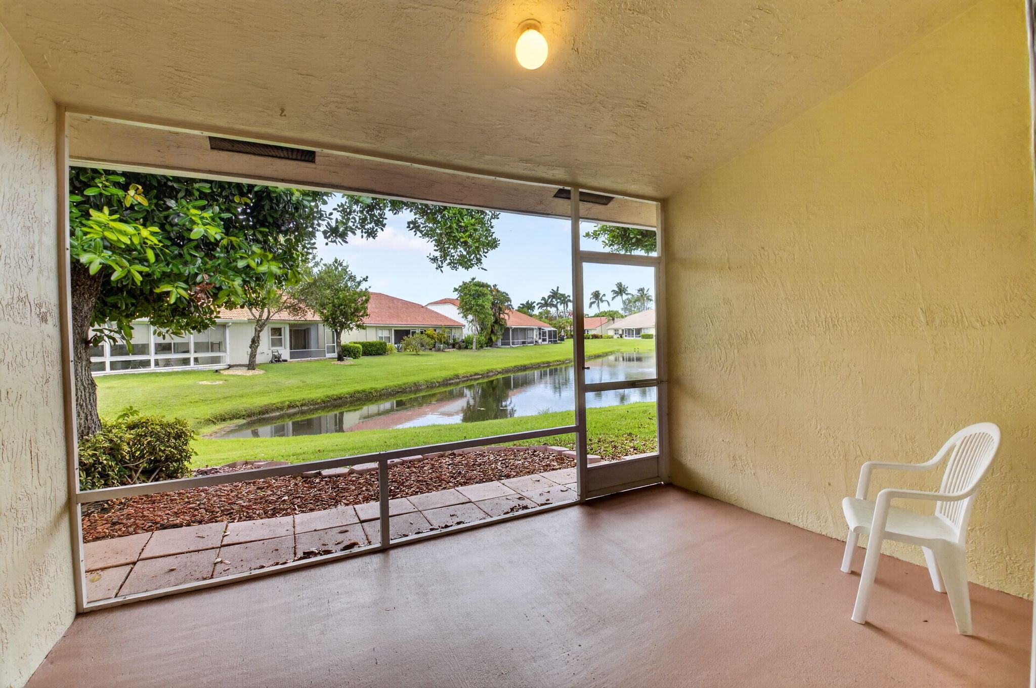 FLORAL LAKES 2 - Residential