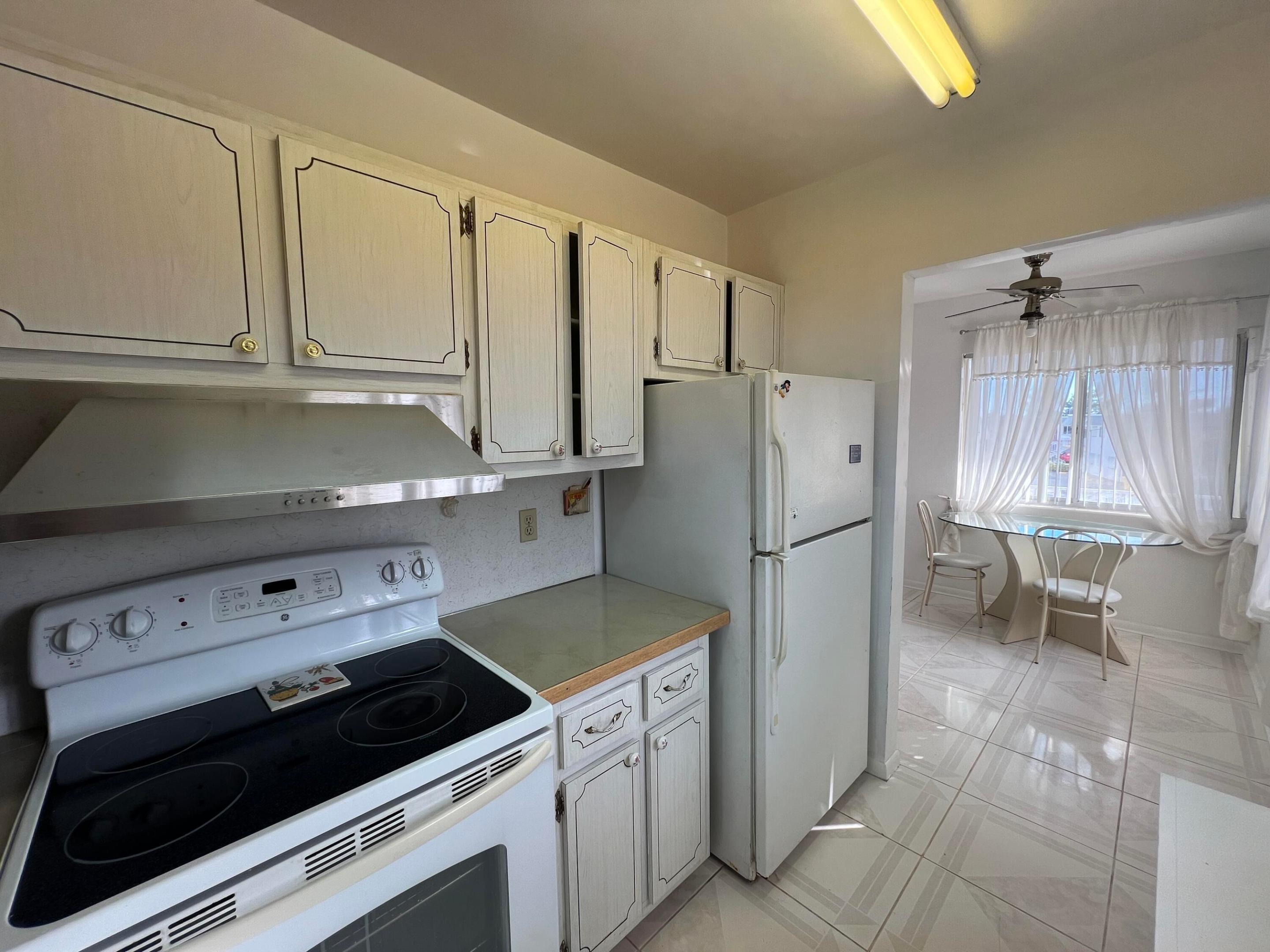 MURRY HILLS - Residential