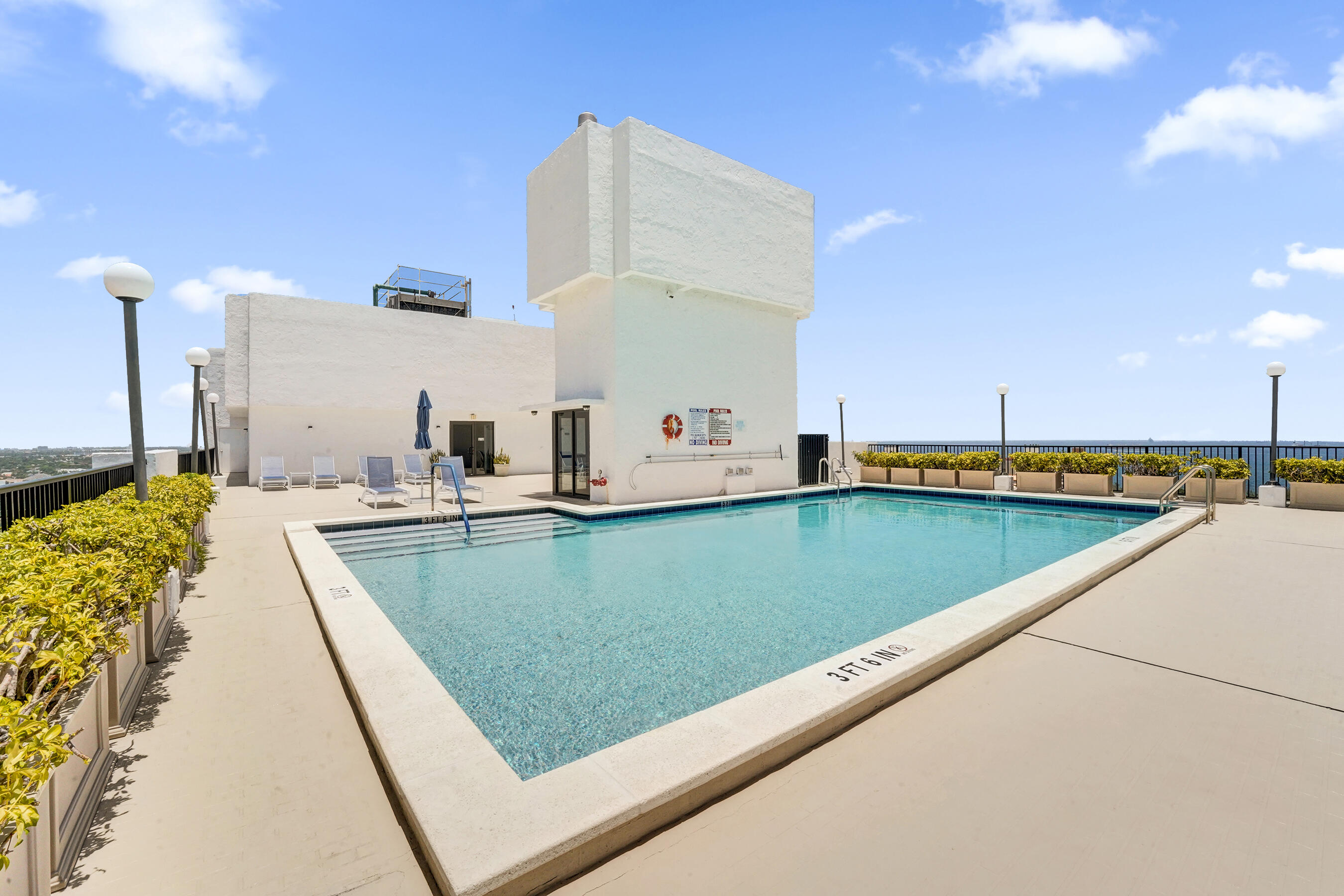 CORINTHIAN ON THE INTRACOASTAL - Residential