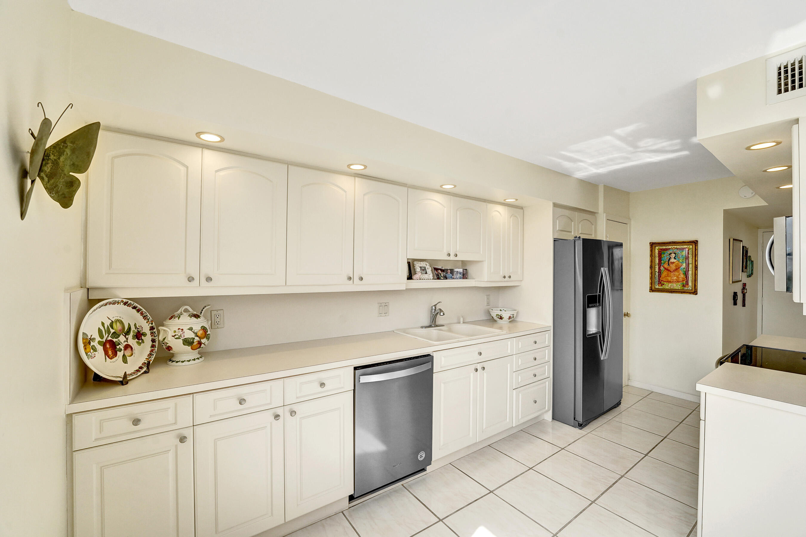 CORINTHIAN ON THE INTRACOASTAL - Residential