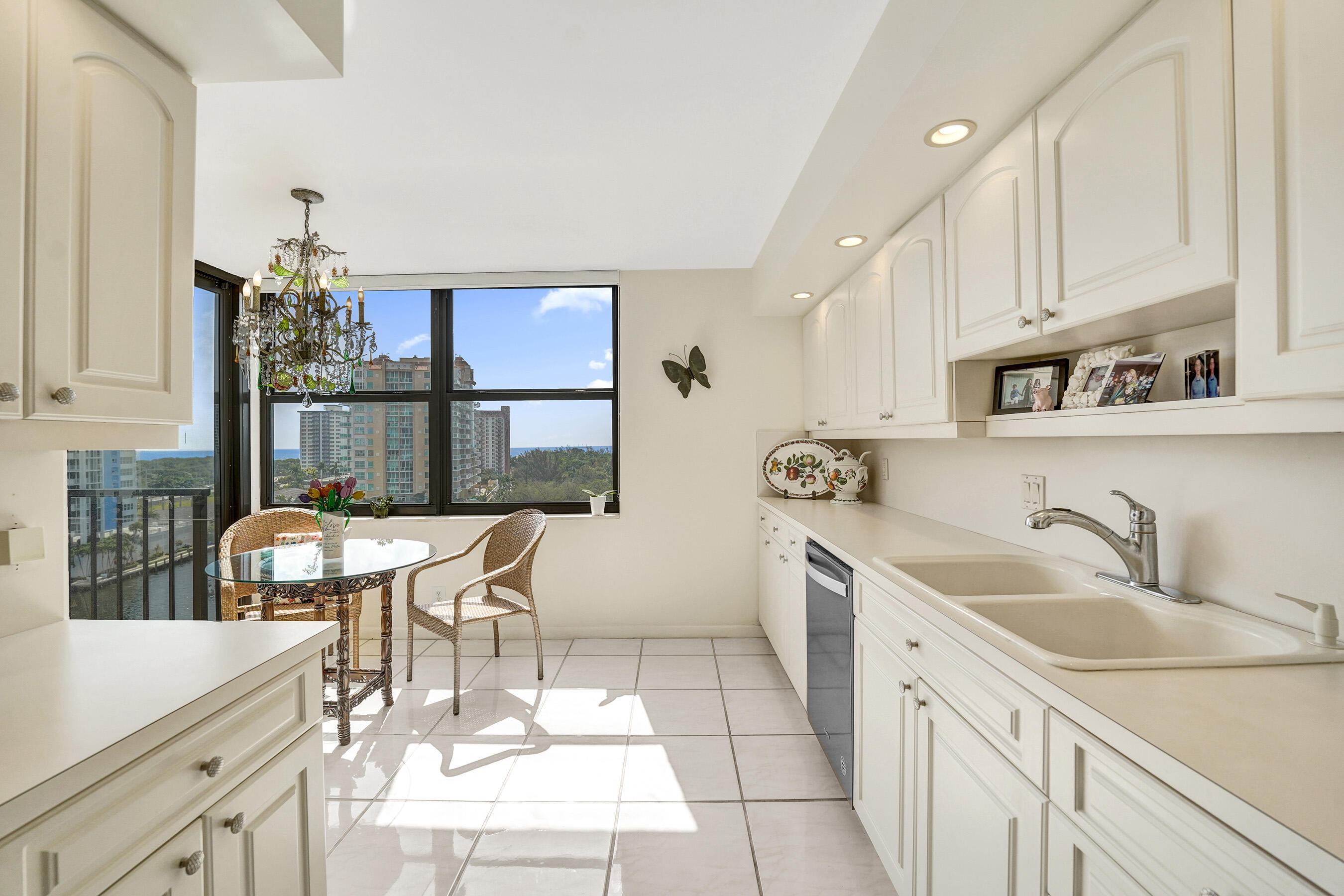 CORINTHIAN ON THE INTRACOASTAL - Residential