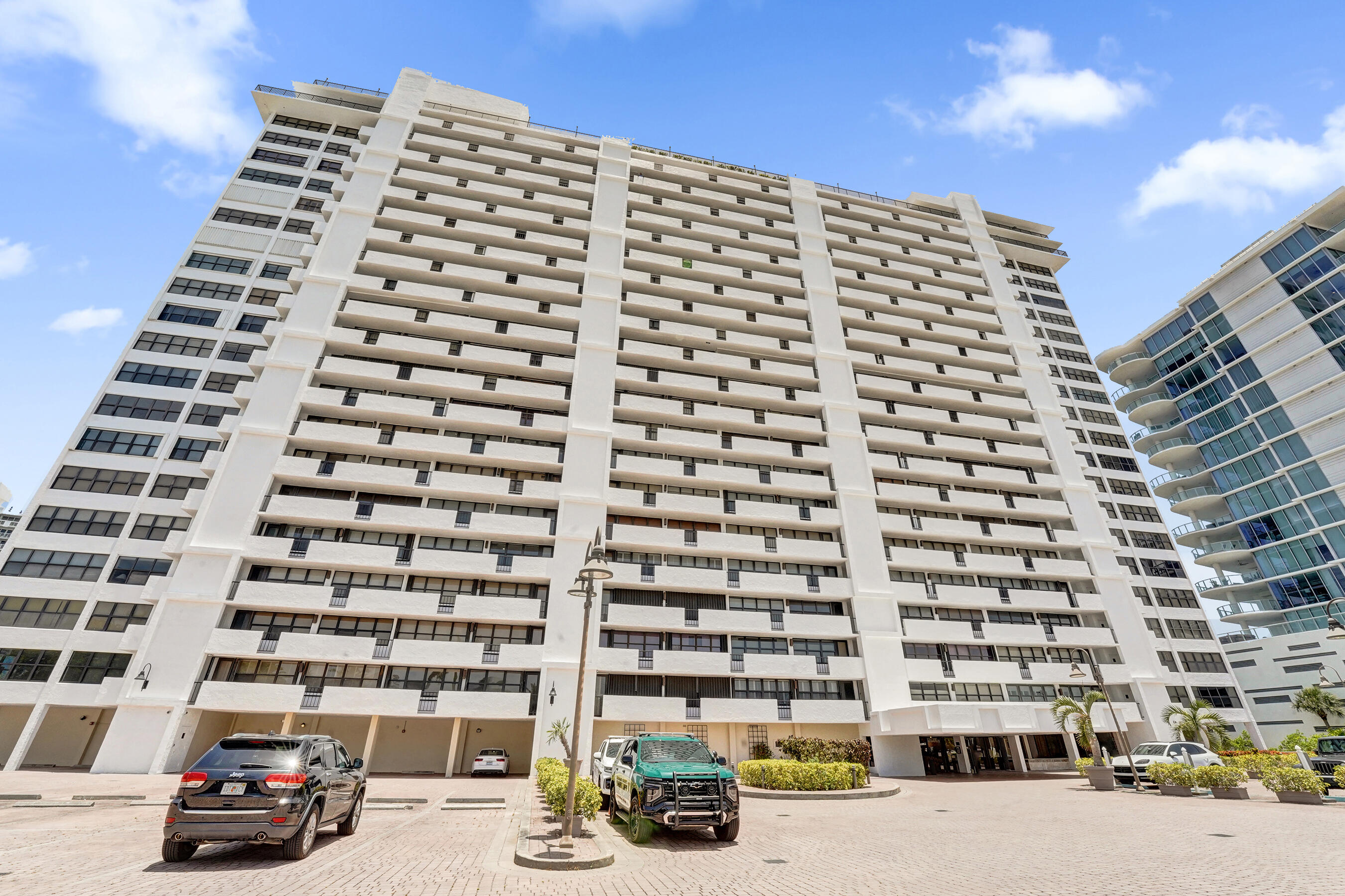 CORINTHIAN ON THE INTRACOASTAL - Residential