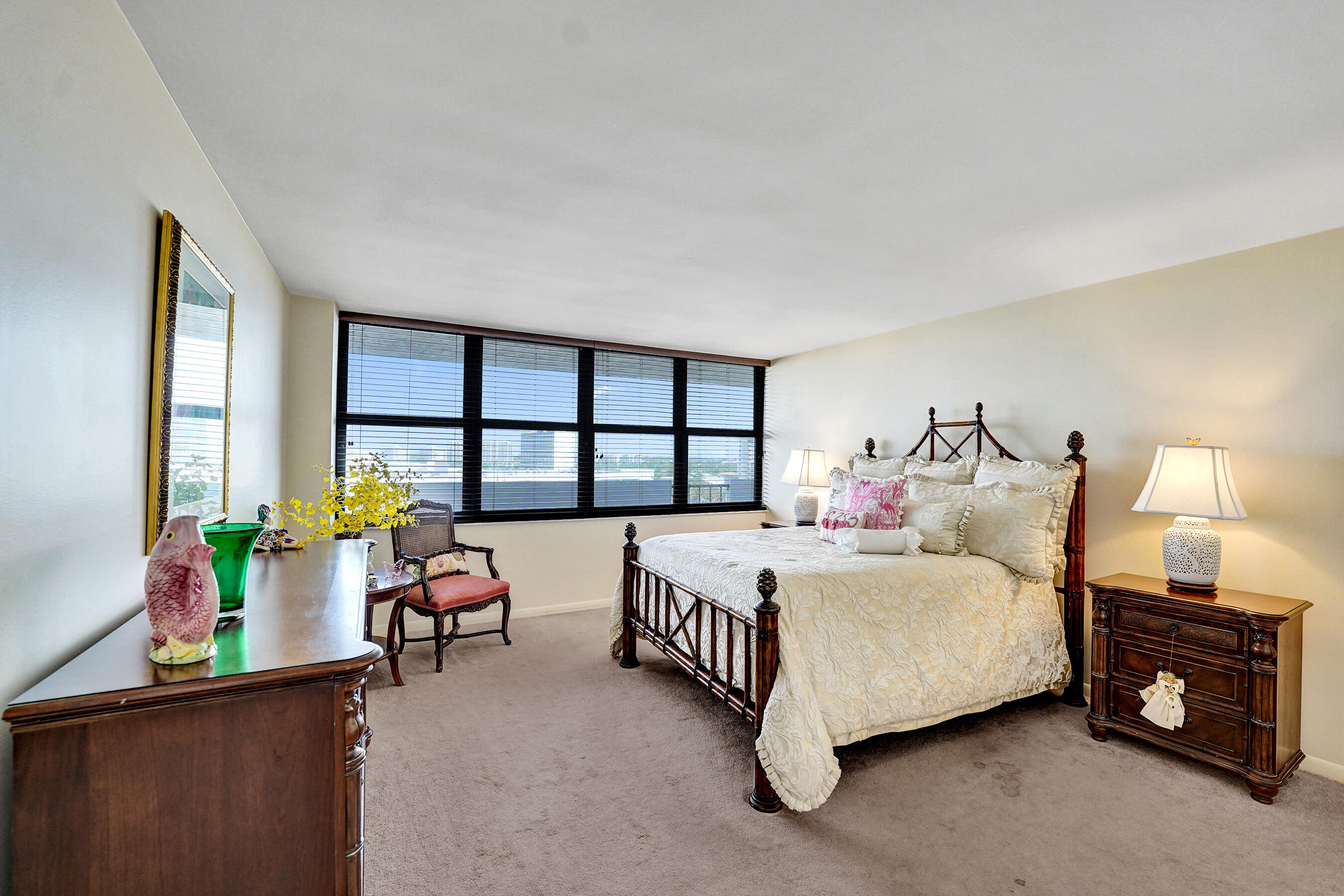 CORINTHIAN ON THE INTRACOASTAL - Residential