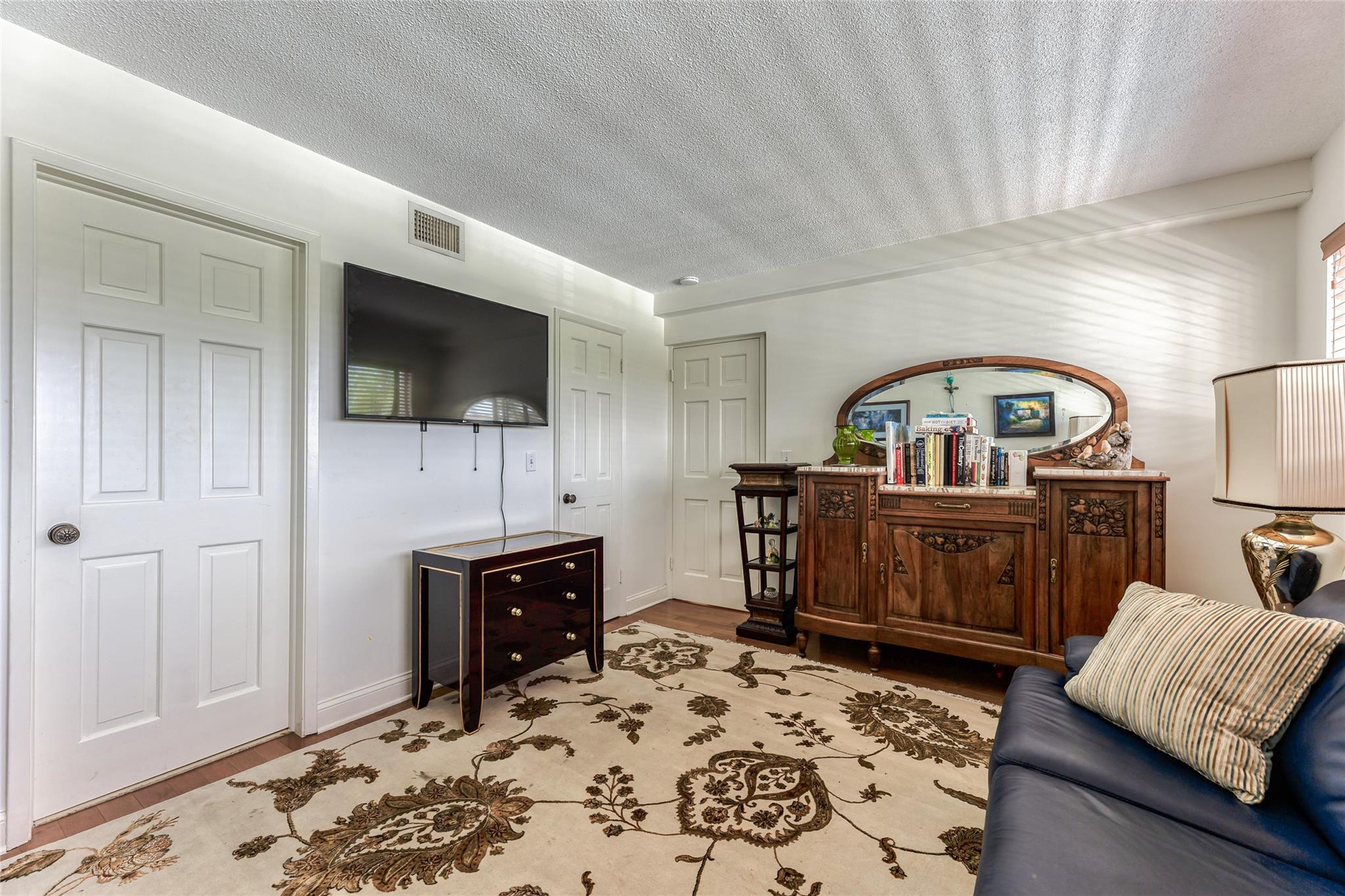 Lighthouse Harbor - Residential