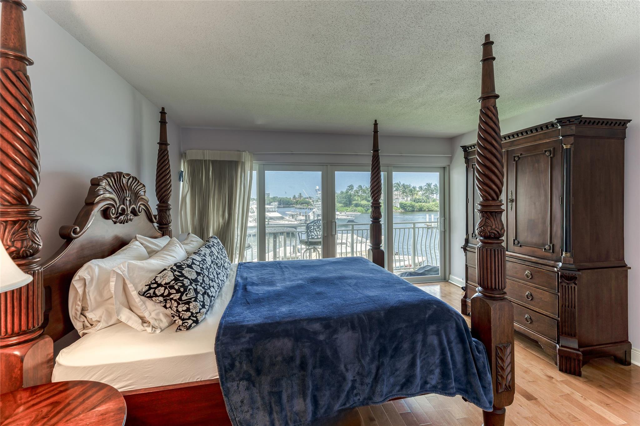 Lighthouse Harbor - Residential
