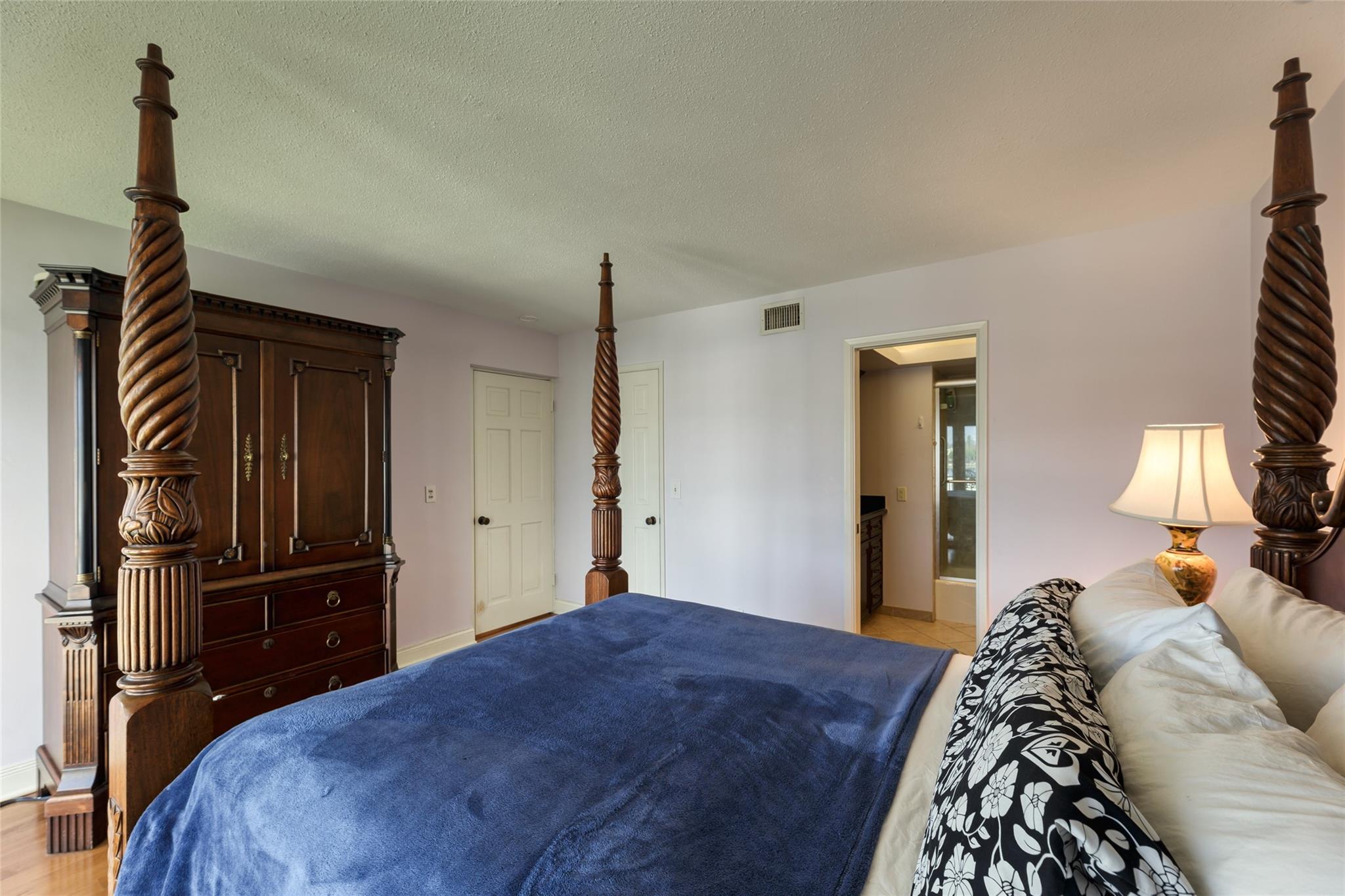 Lighthouse Harbor - Residential