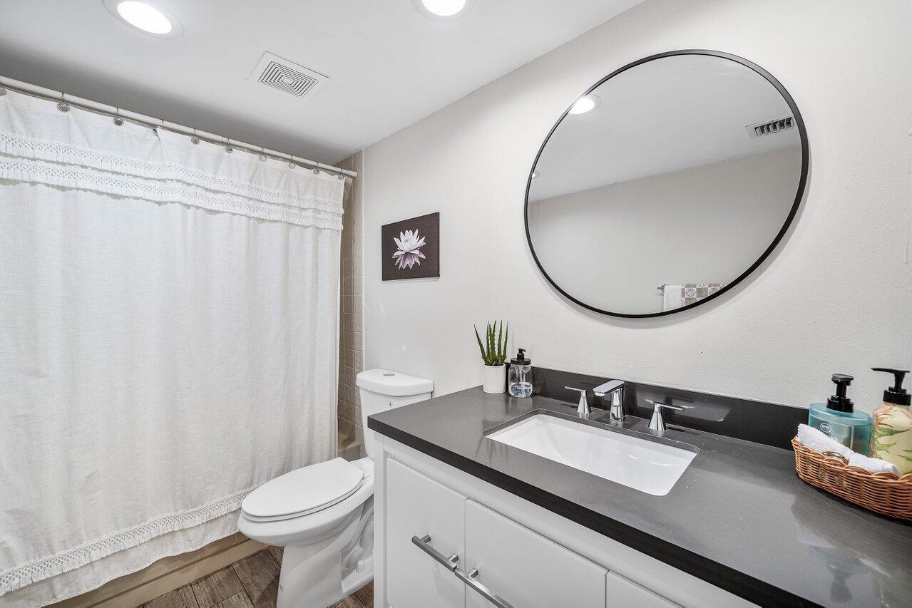 IRONWEDGE SEC II - Residential