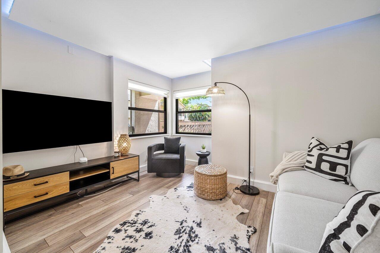 IRONWEDGE SEC II - Residential