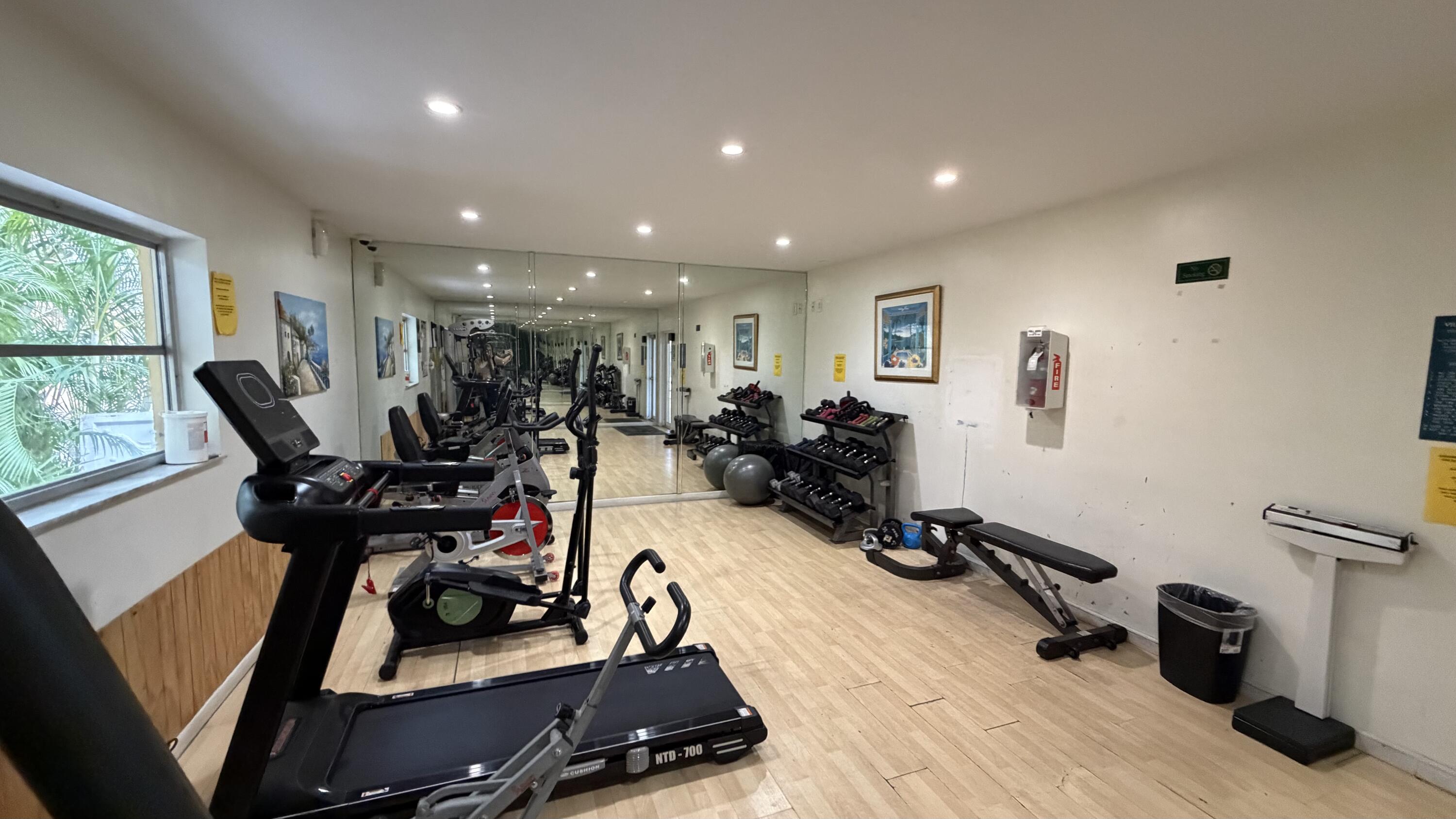 VILLAGE PARK AT OAKLAND CONDO - Residential Lease