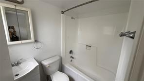 VILLAGE PARK AT OAKLAND CONDO - Residential Lease