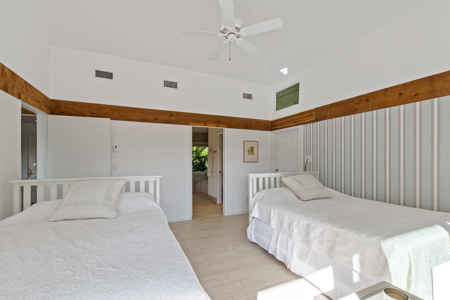 GOLF AND TENNIS VILLAGE PH 2A - Residential Lease