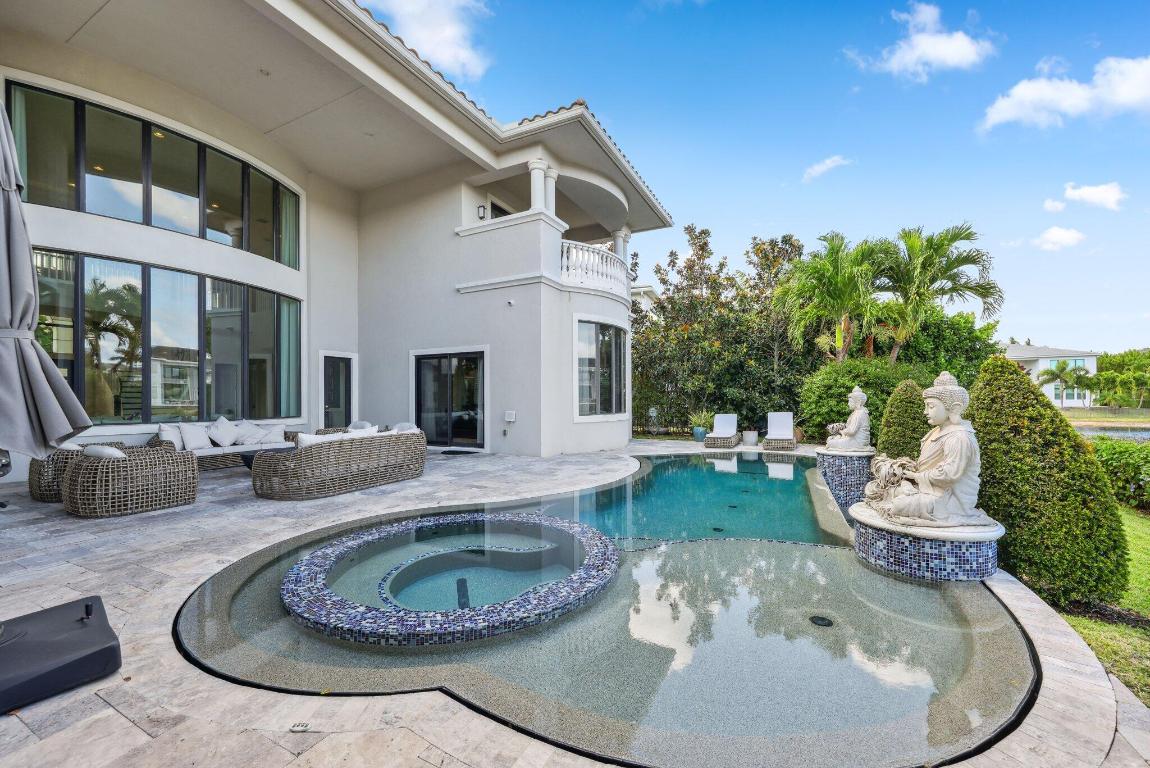 ROYAL PALM POLO - Residential