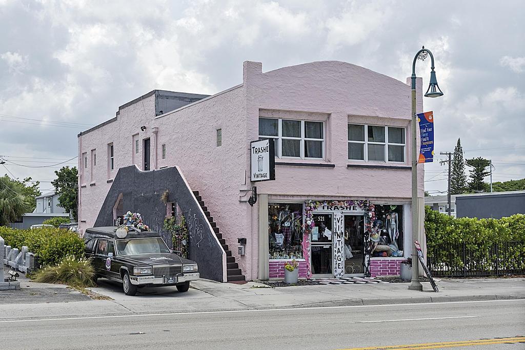LAKE WORTH TOWN OF - Residential Lease