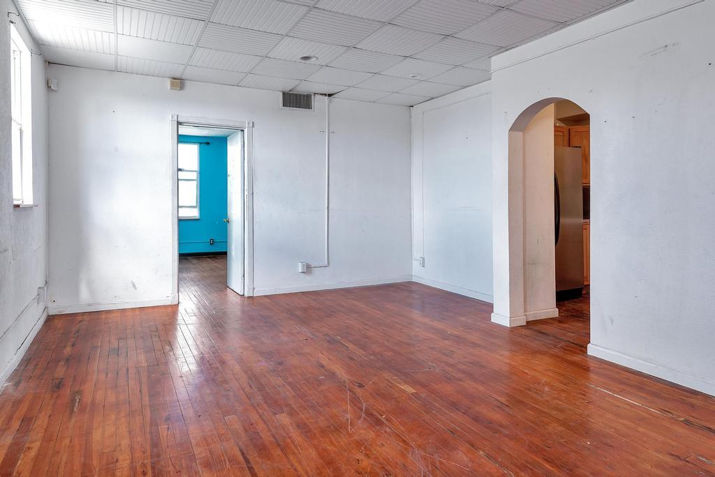 LAKE WORTH TOWN OF - Residential Lease