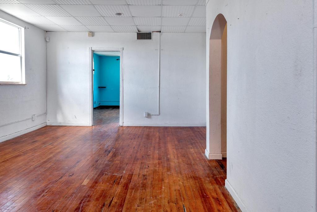 LAKE WORTH TOWN OF - Residential Lease