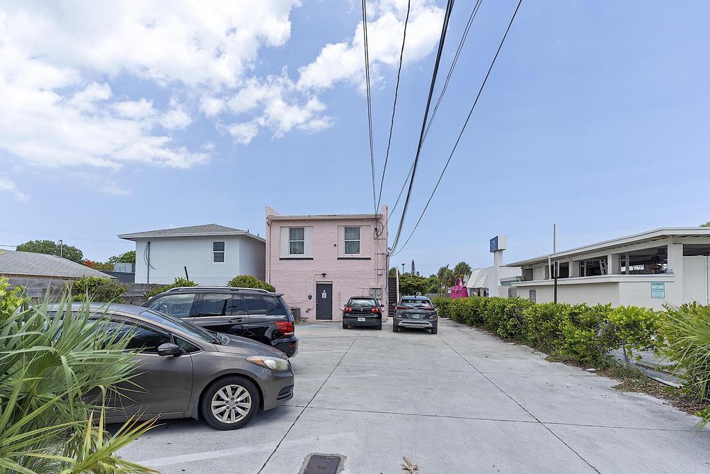LAKE WORTH TOWN OF - Residential Lease