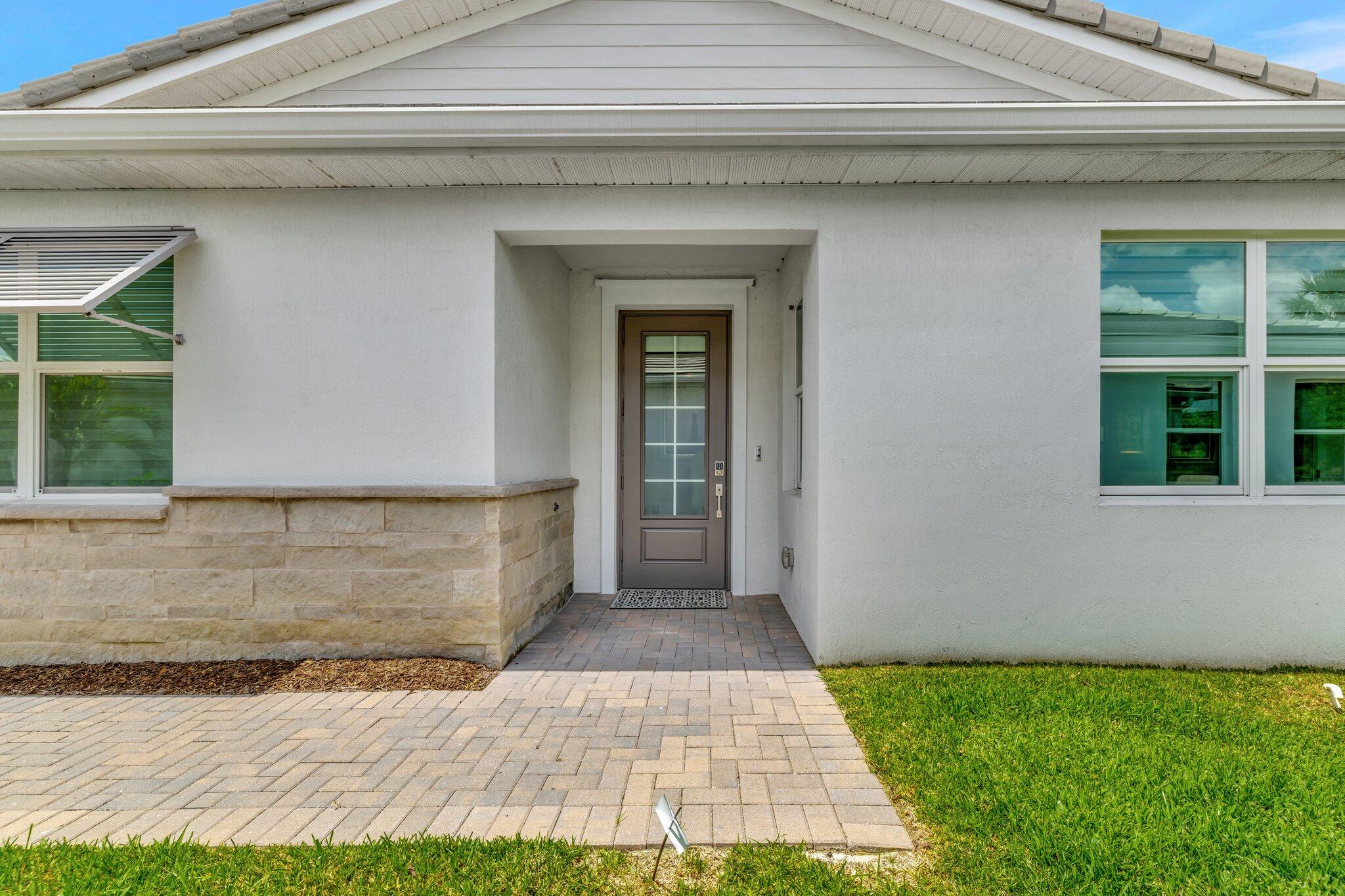 TELARO AT SOUTHERN GROVE - Residential