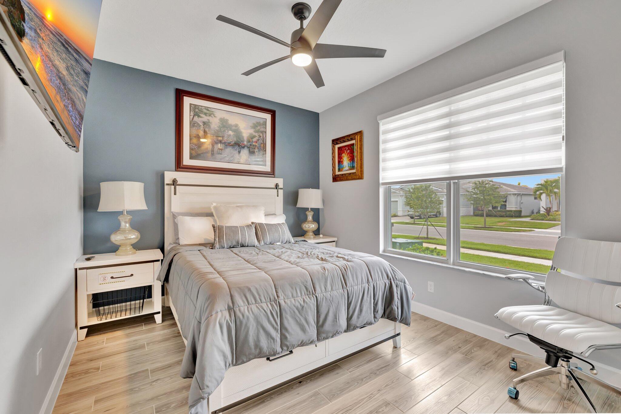 TELARO AT SOUTHERN GROVE - Residential
