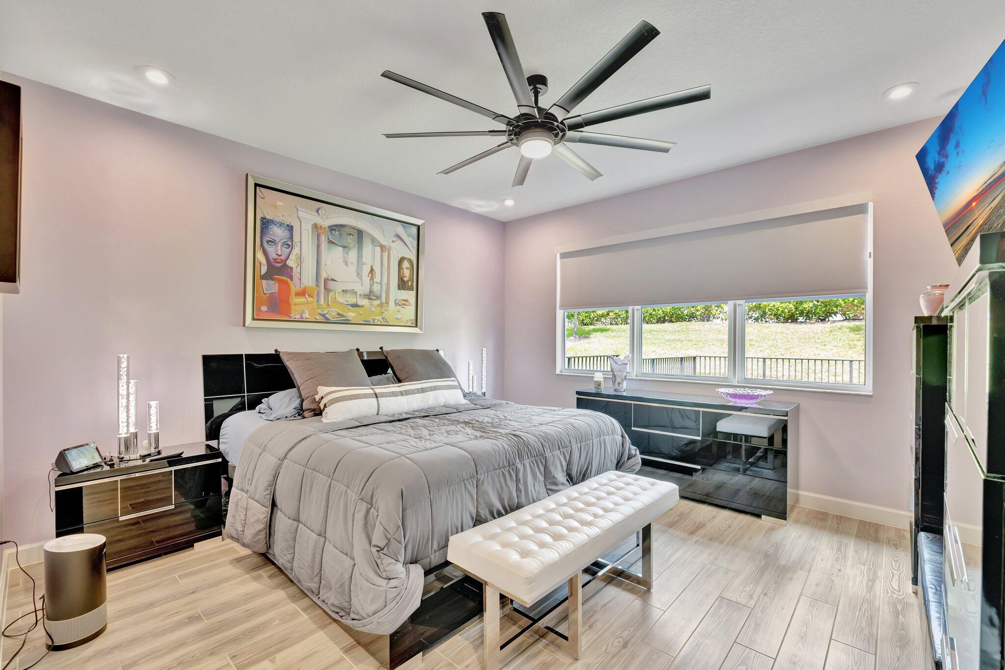 TELARO AT SOUTHERN GROVE - Residential