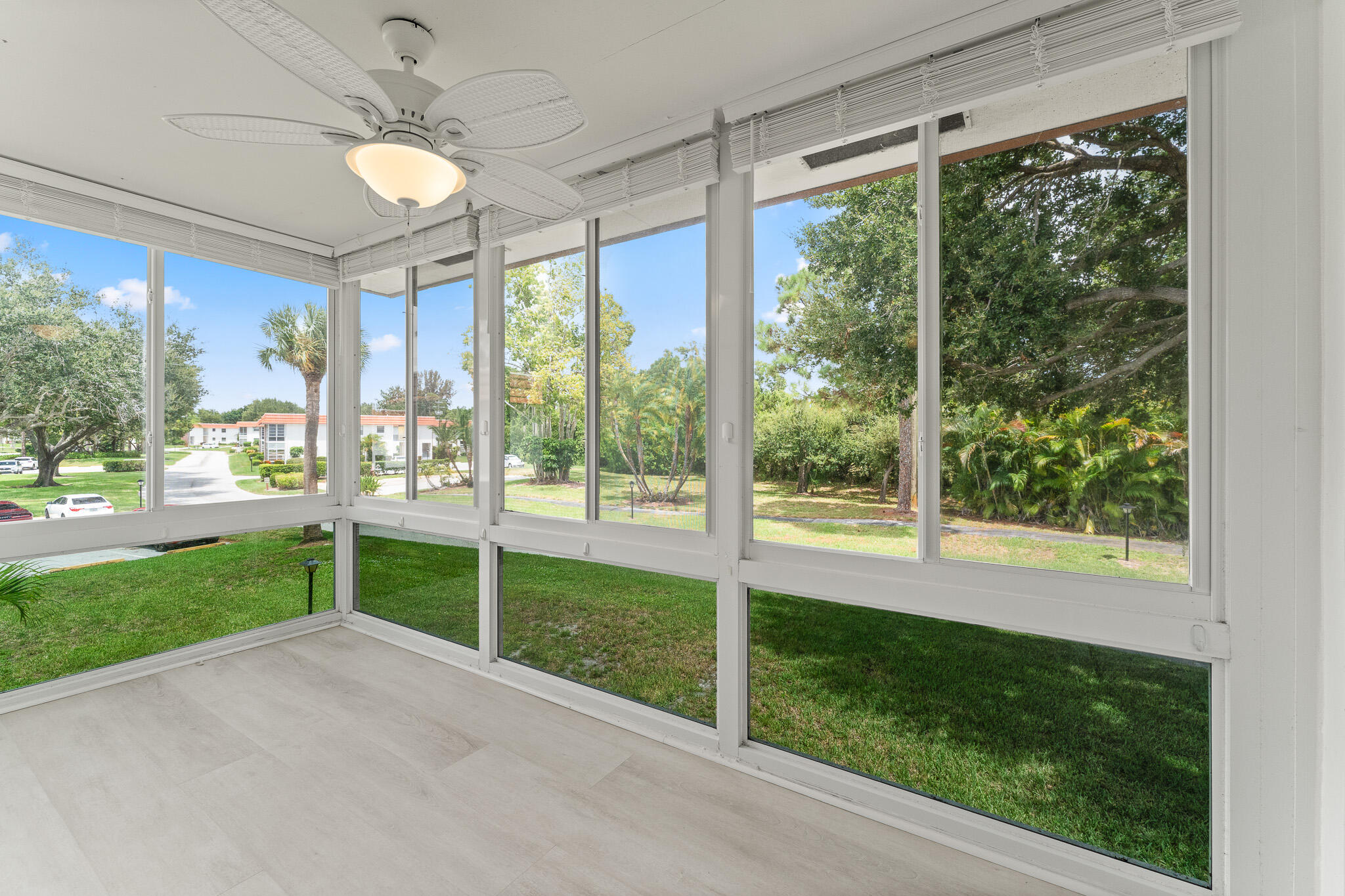 VISTA DEL LAGO CONDO - Residential