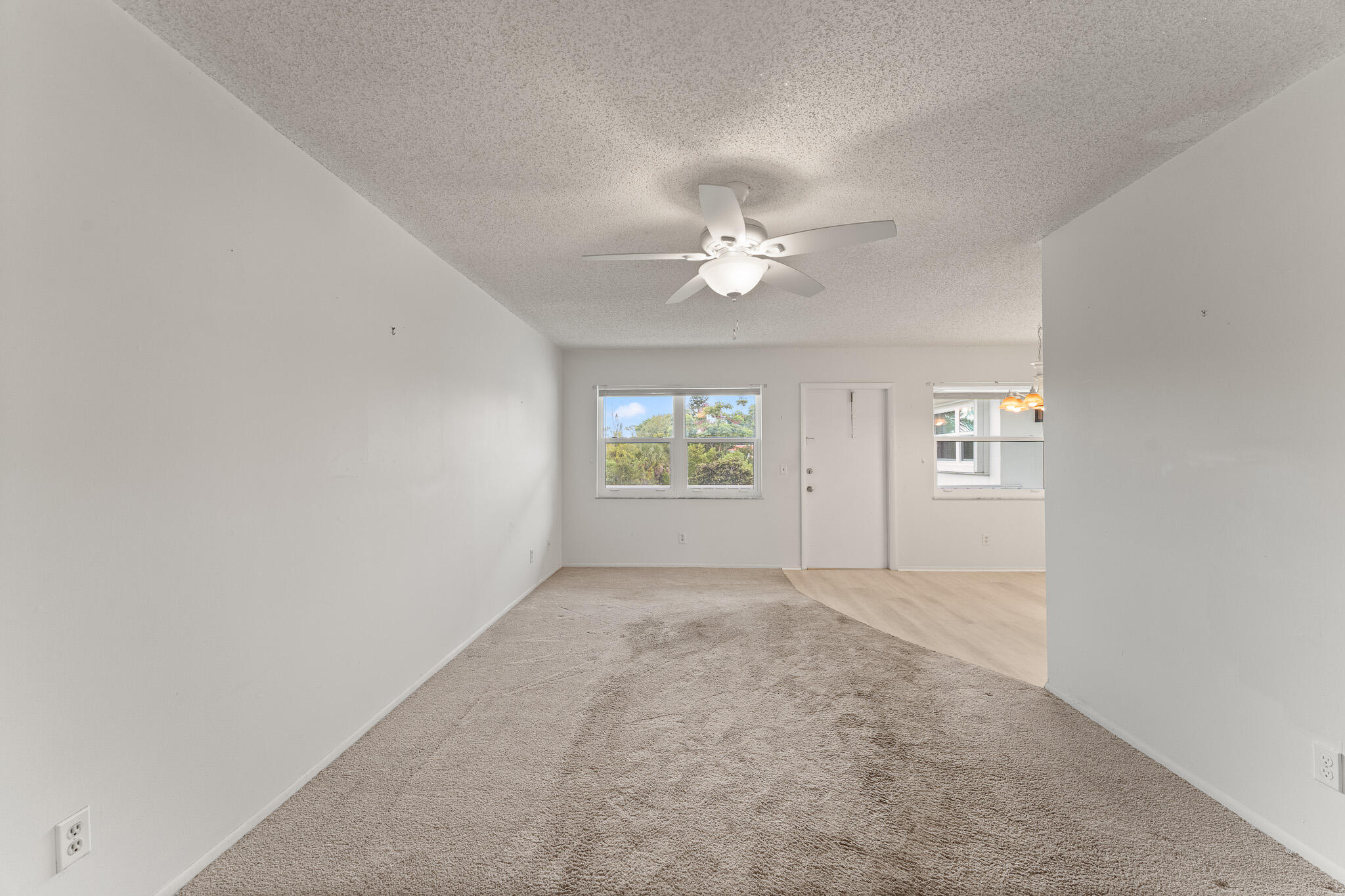 VISTA DEL LAGO CONDO - Residential