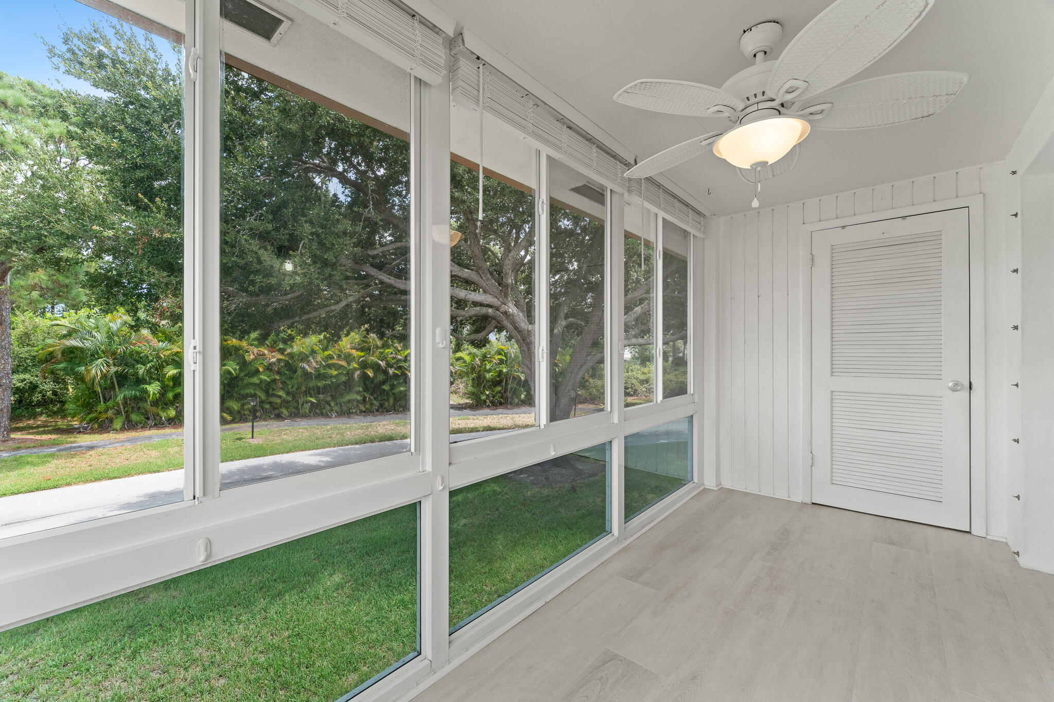 VISTA DEL LAGO CONDO - Residential