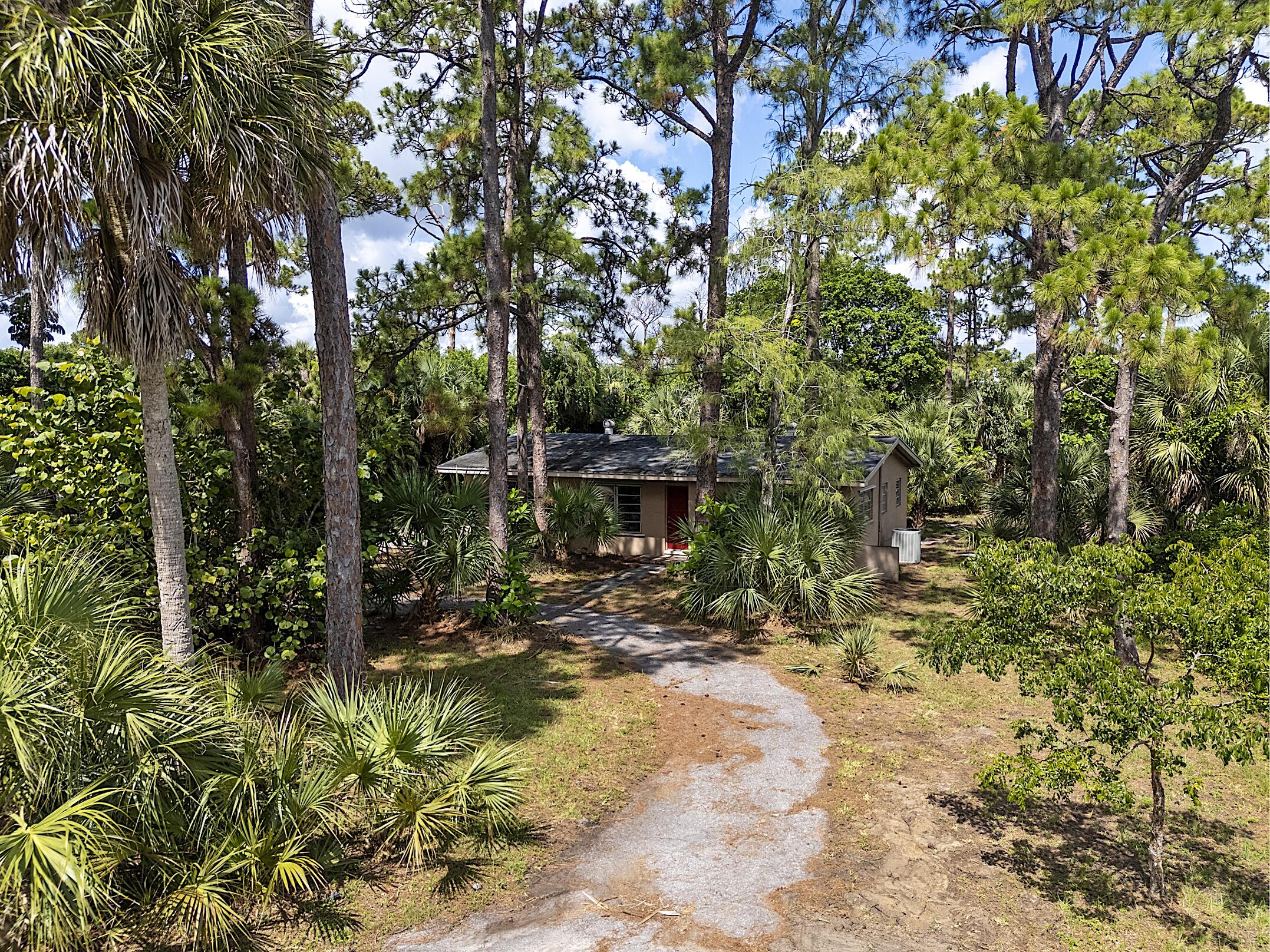 CLUB ESTATES - Residential