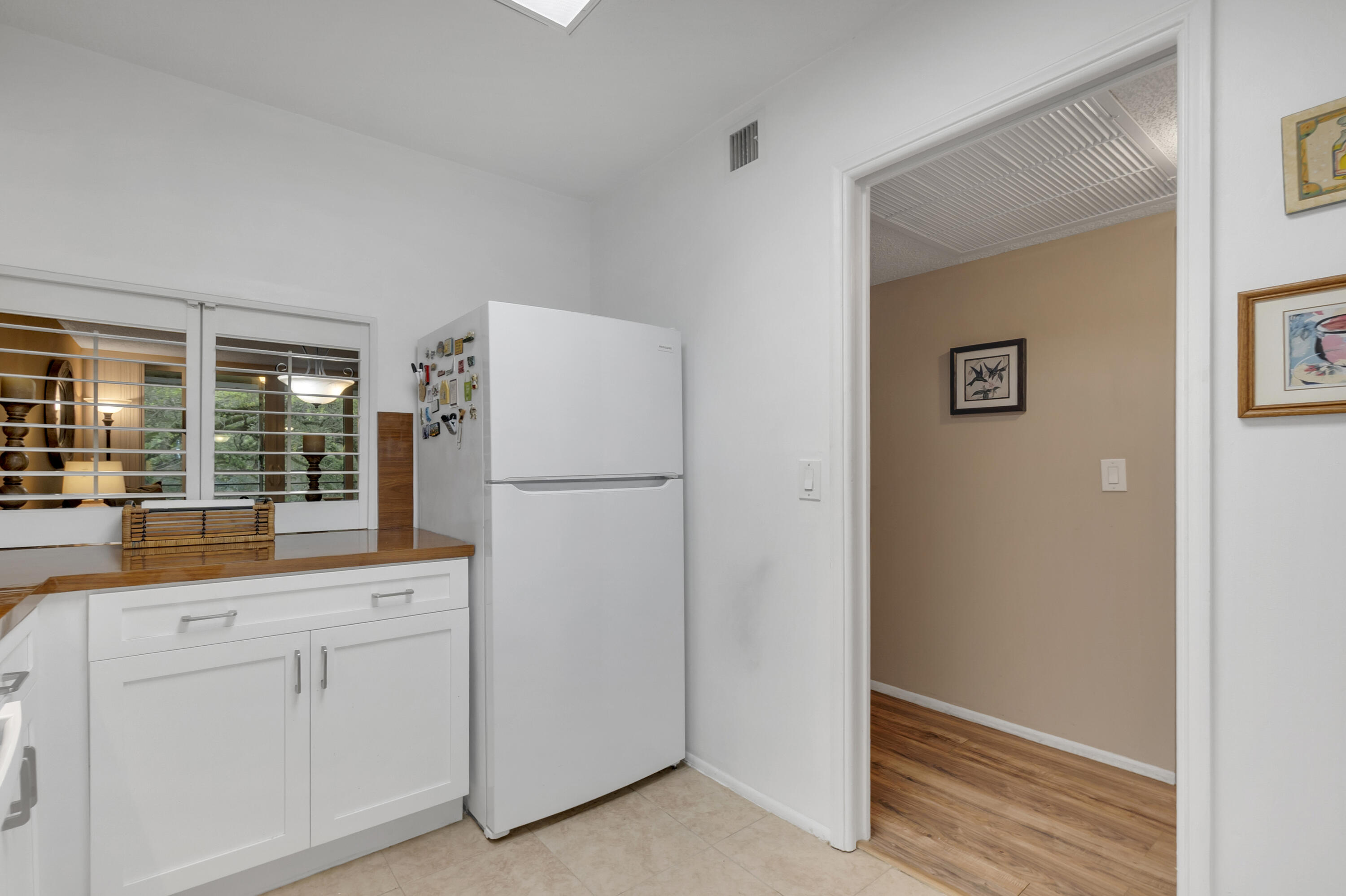 LIVE OAK CONDO SIX - Residential