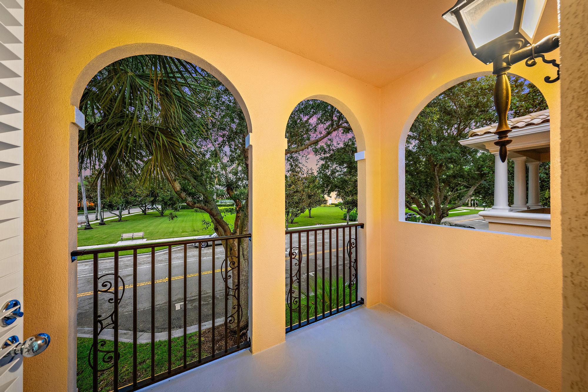 TUSCANY AT ABACOA - Residential