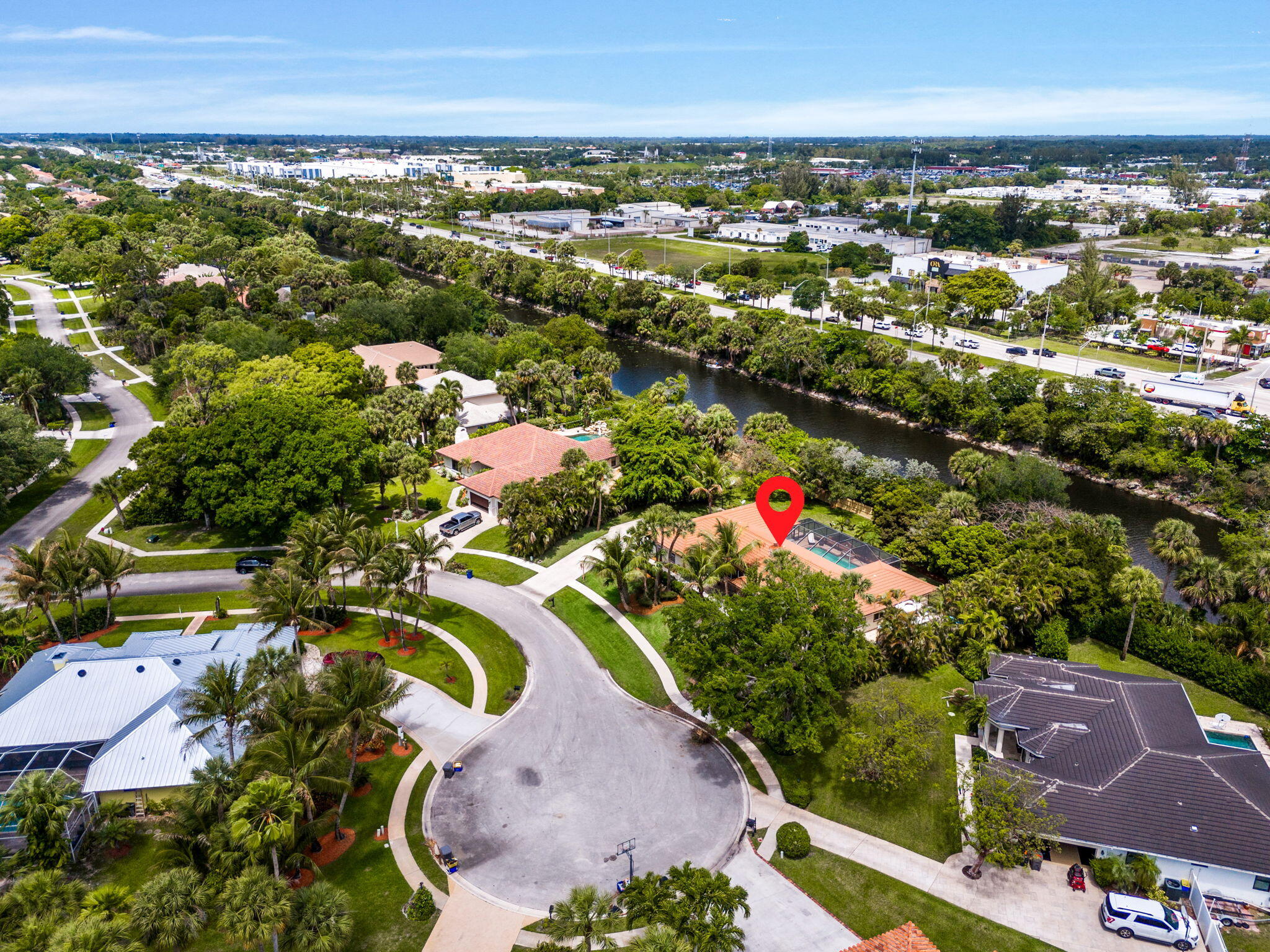 WHISPERING OAKS - Residential