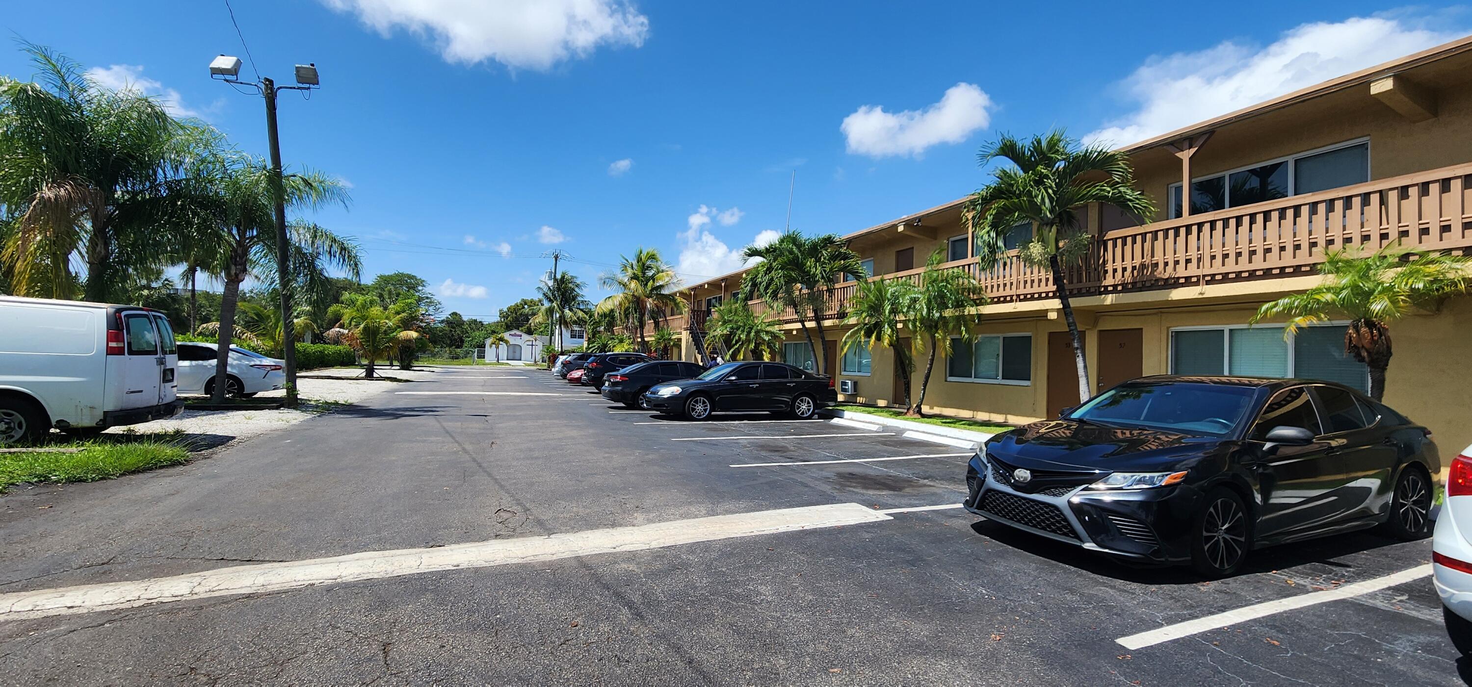PINEWOOD HEIGHTS - Residential Lease
