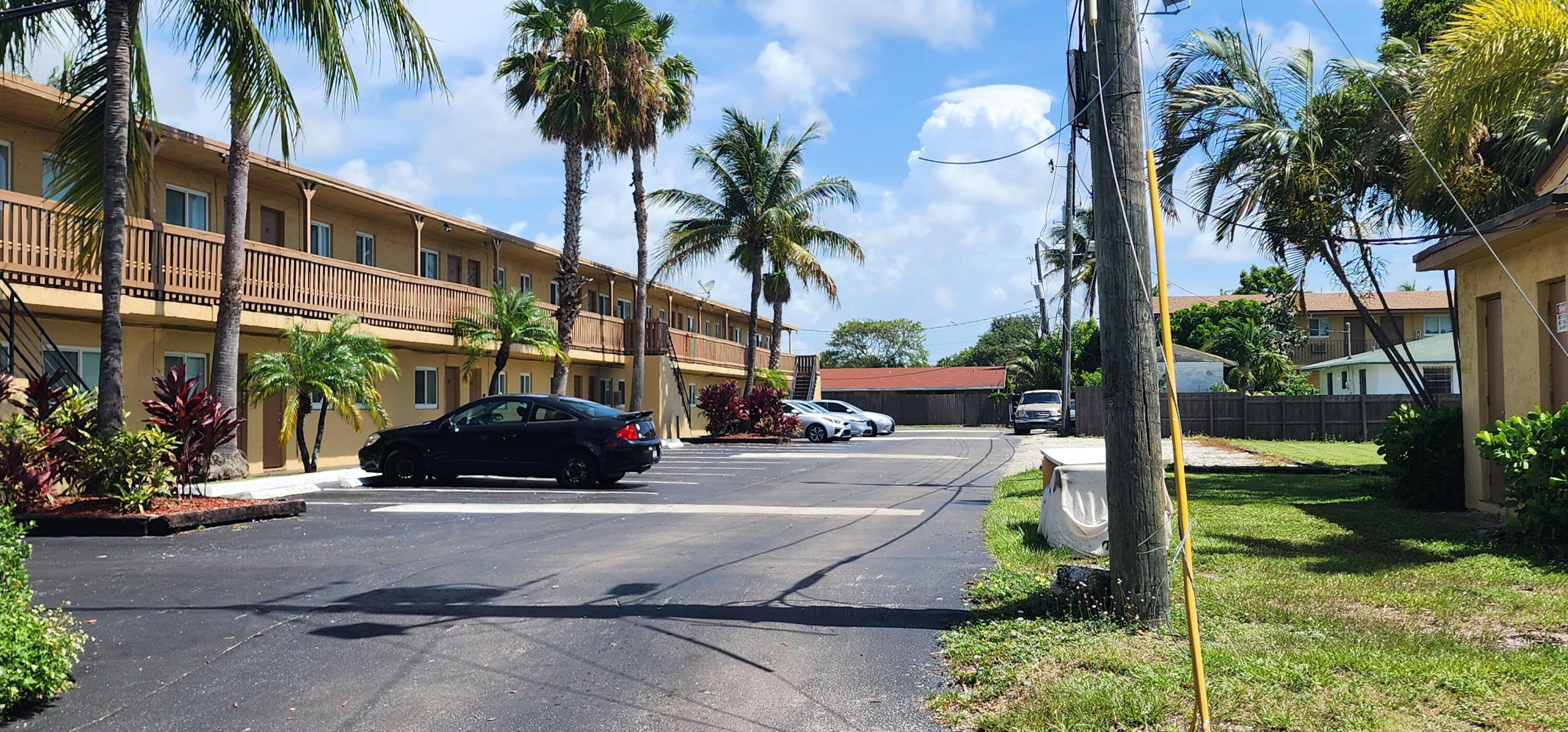 PINEWOOD HEIGHTS - Residential Lease