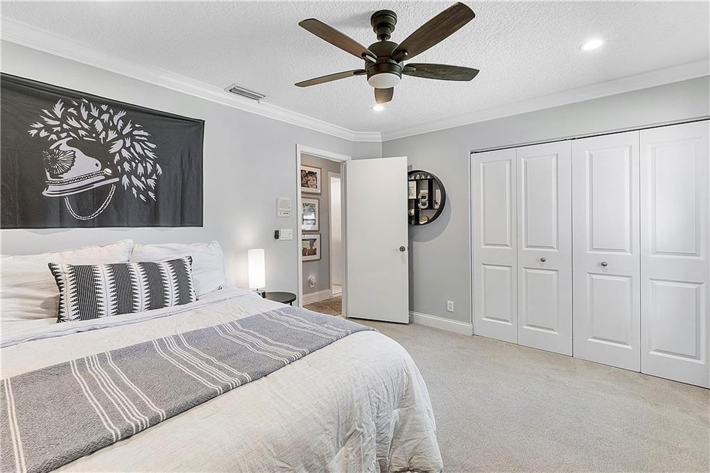 Kensington 146-39 B - Residential
