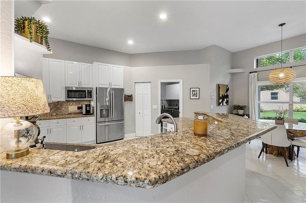 Kensington 146-39 B - Residential