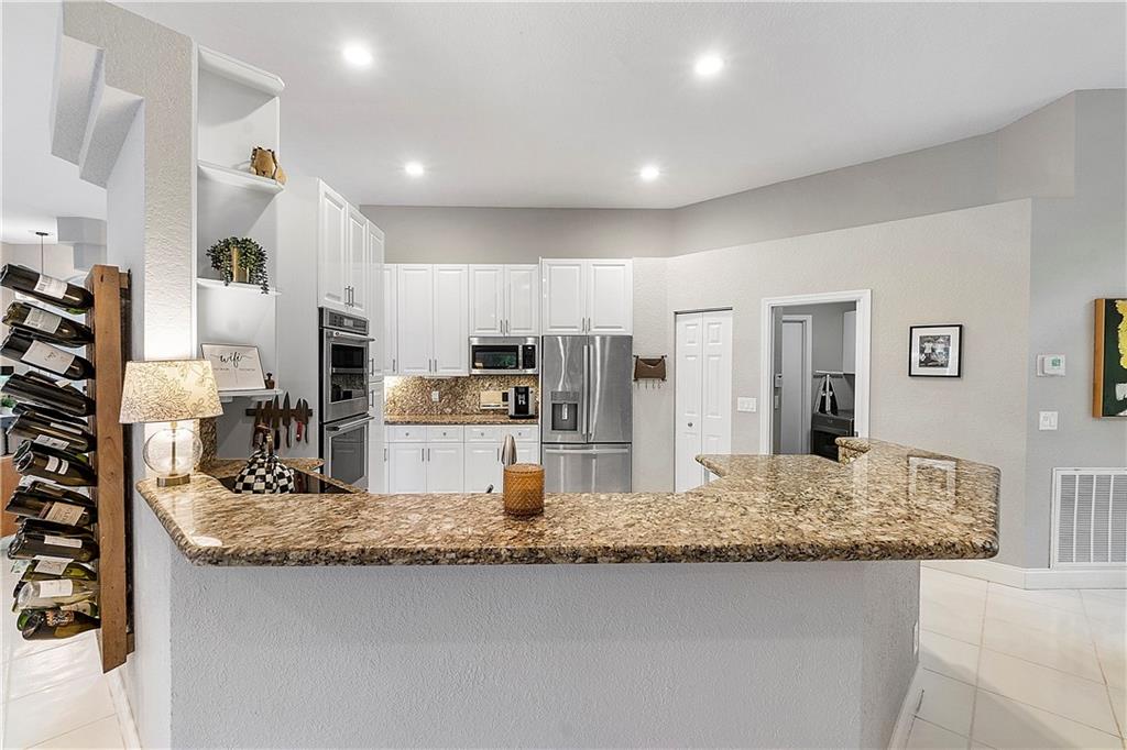 Kensington 146-39 B - Residential