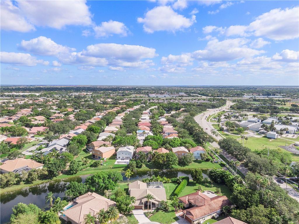 Kensington 146-39 B - Residential