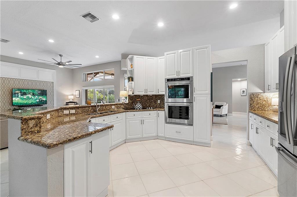 Kensington 146-39 B - Residential