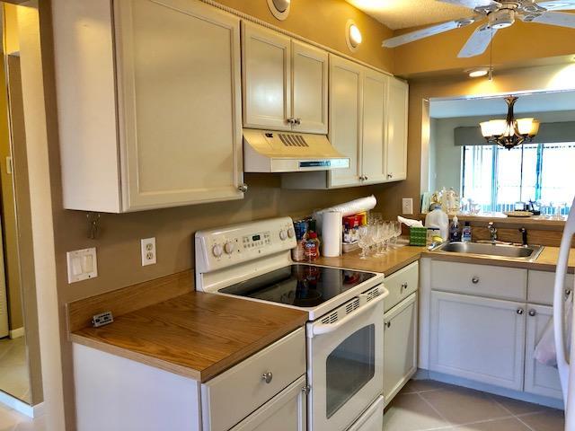GARDENS OF WILLOW BEND CONDOS - Residential Lease