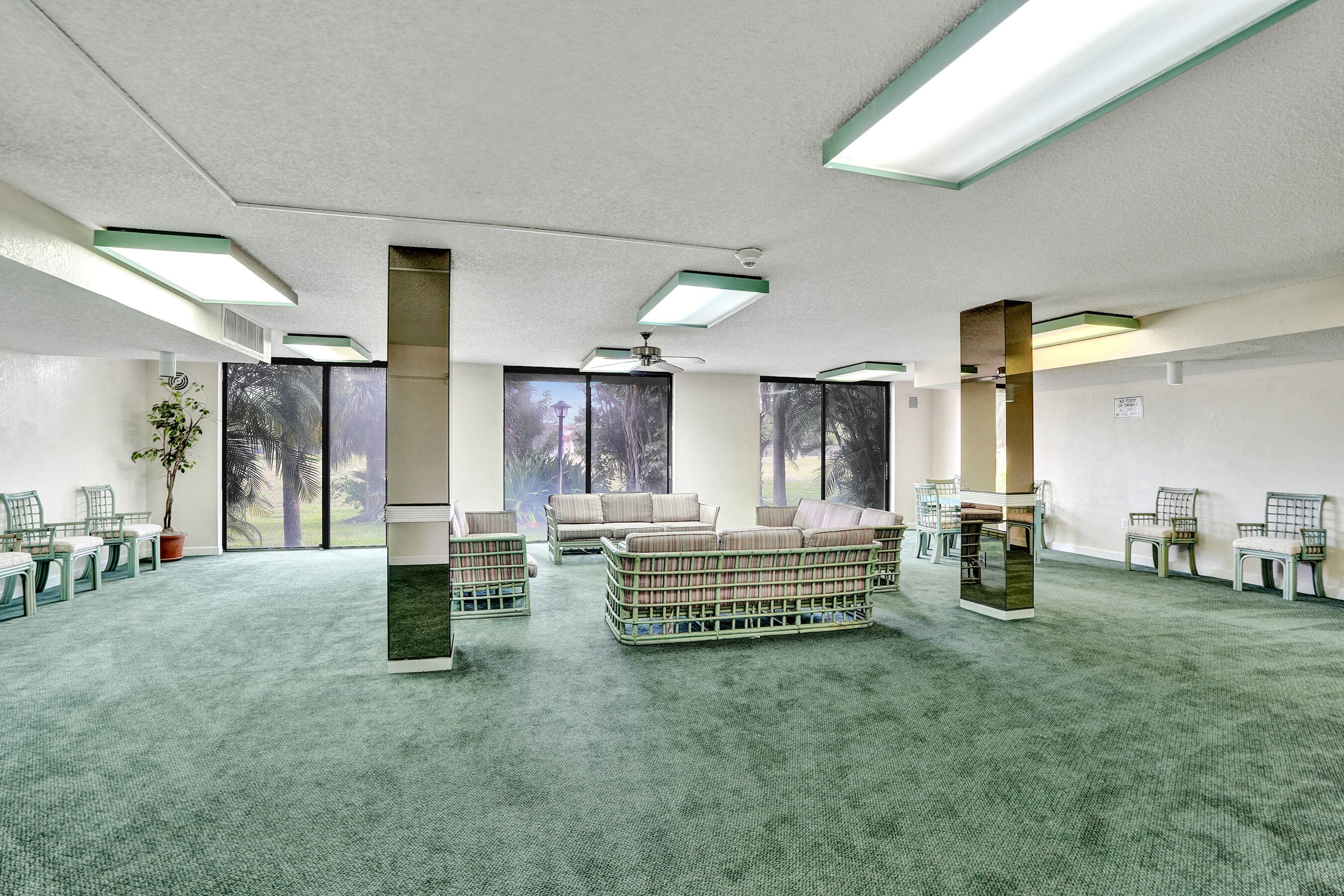 INVERWOOD CONDO - Residential