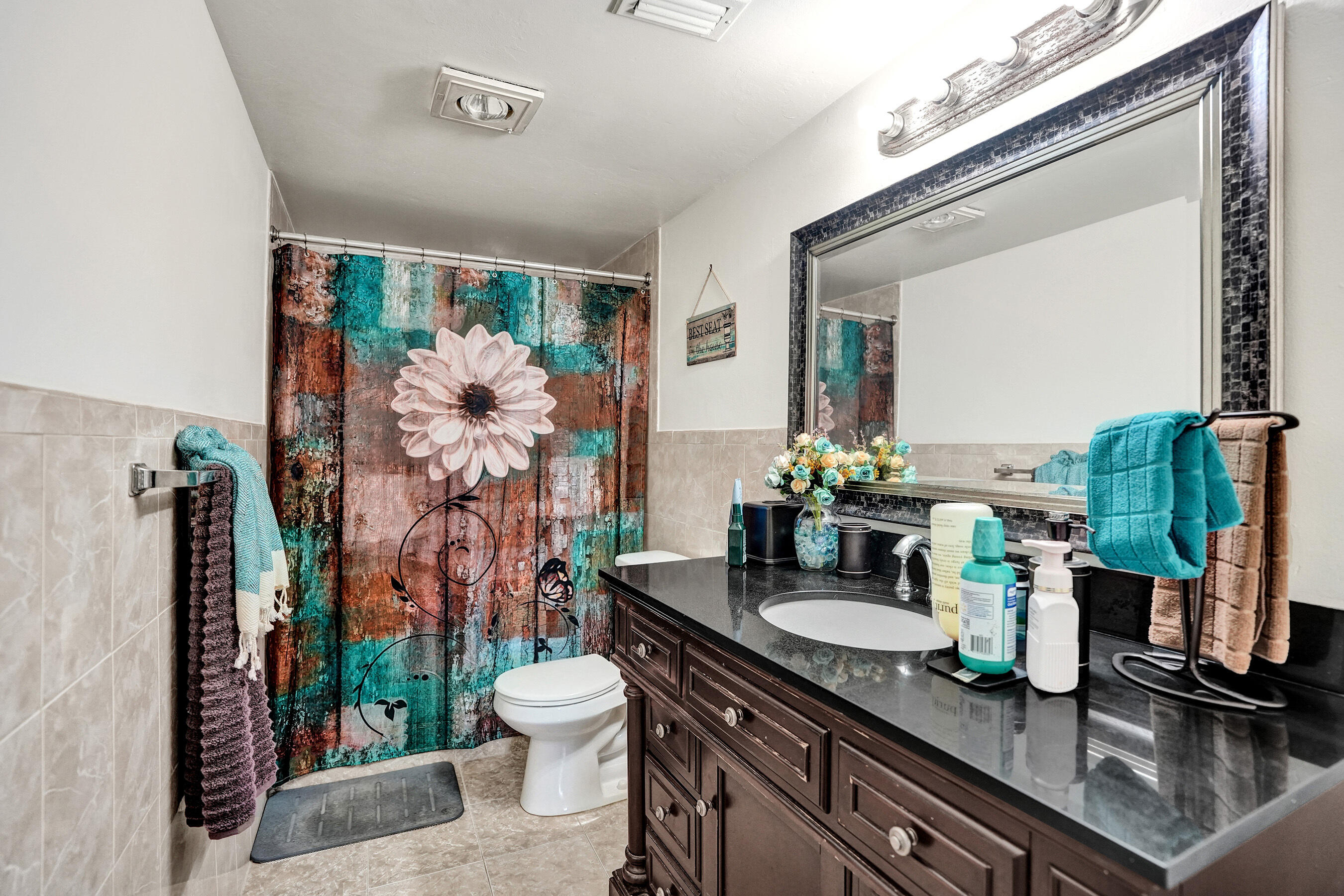 INVERWOOD CONDO - Residential