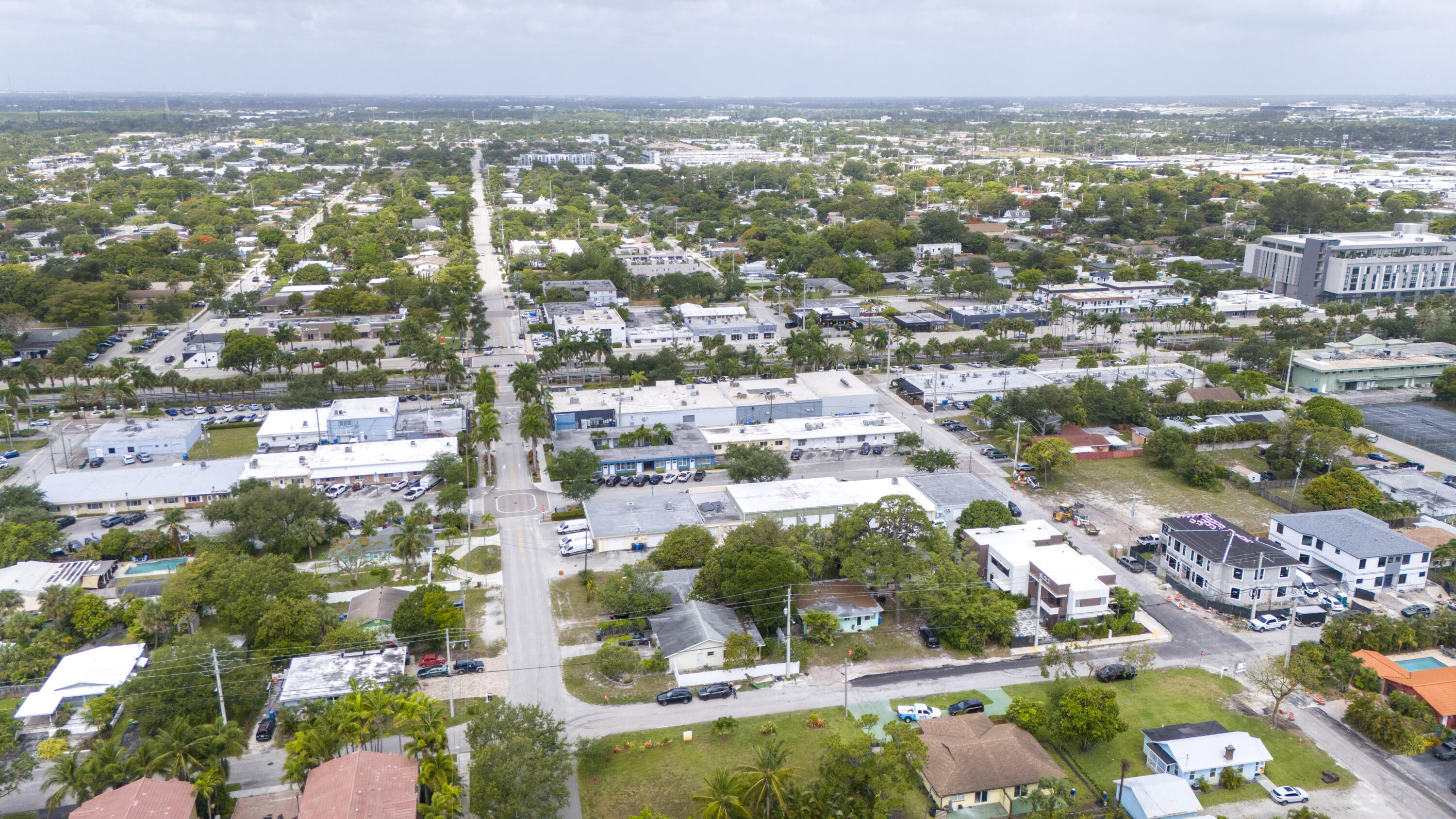OAKLAND PARK - Residential Income