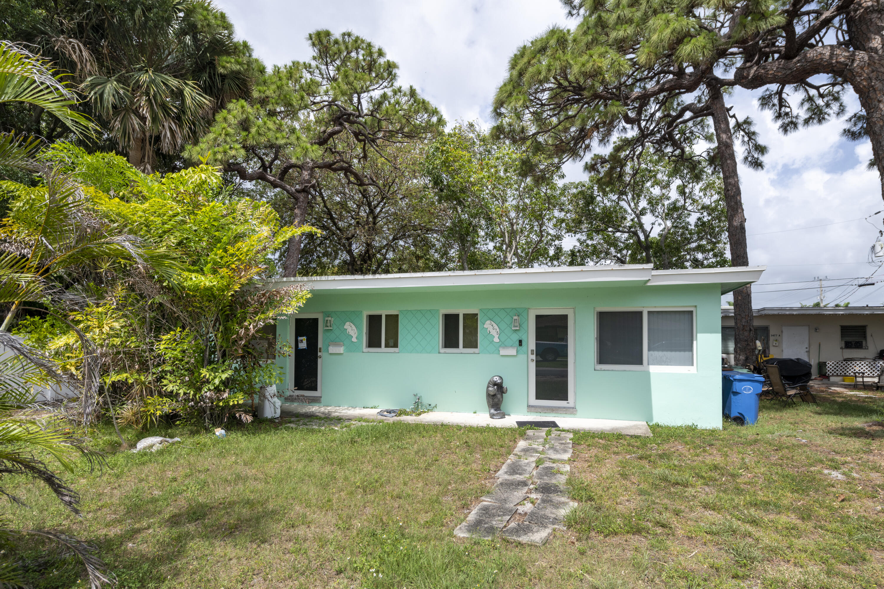 OAKLAND PARK - Residential Income