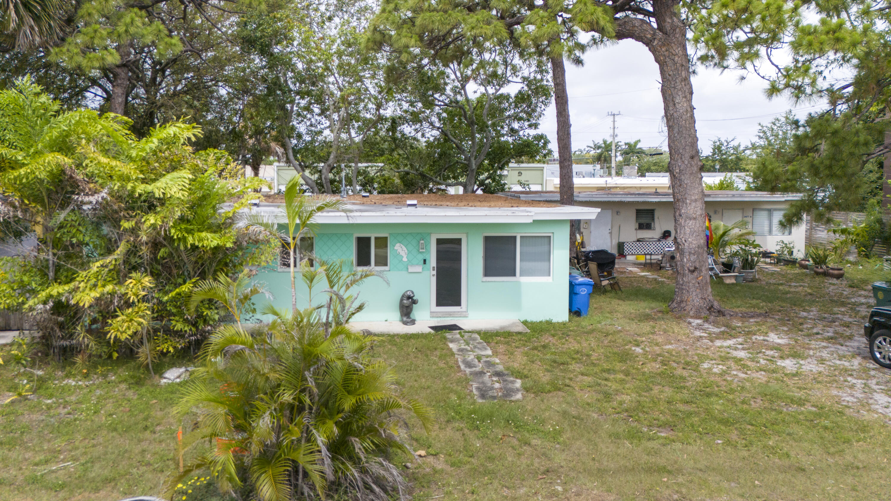 OAKLAND PARK - Residential Income
