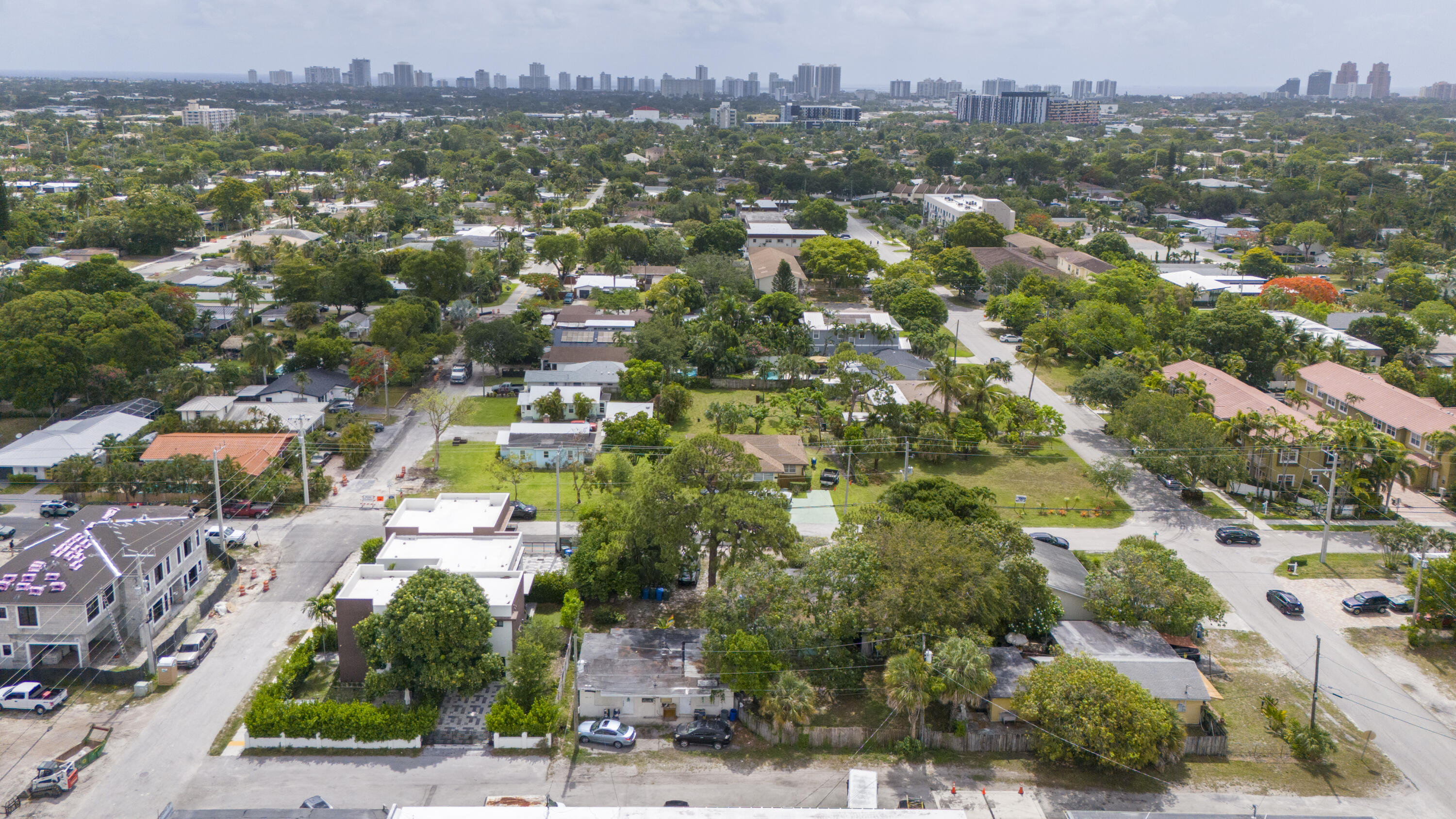OAKLAND PARK - Residential Income