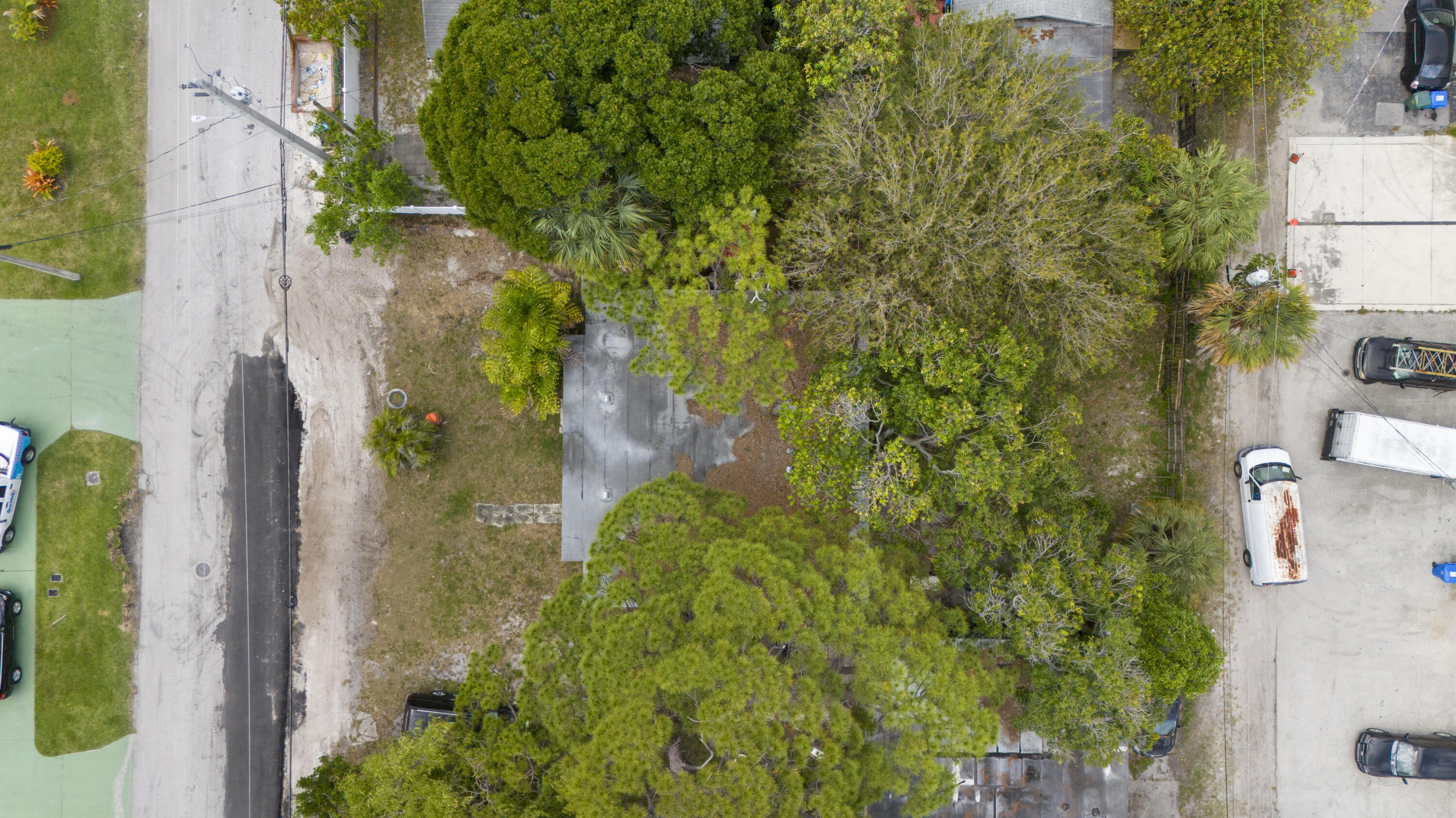 OAKLAND PARK - Residential Income