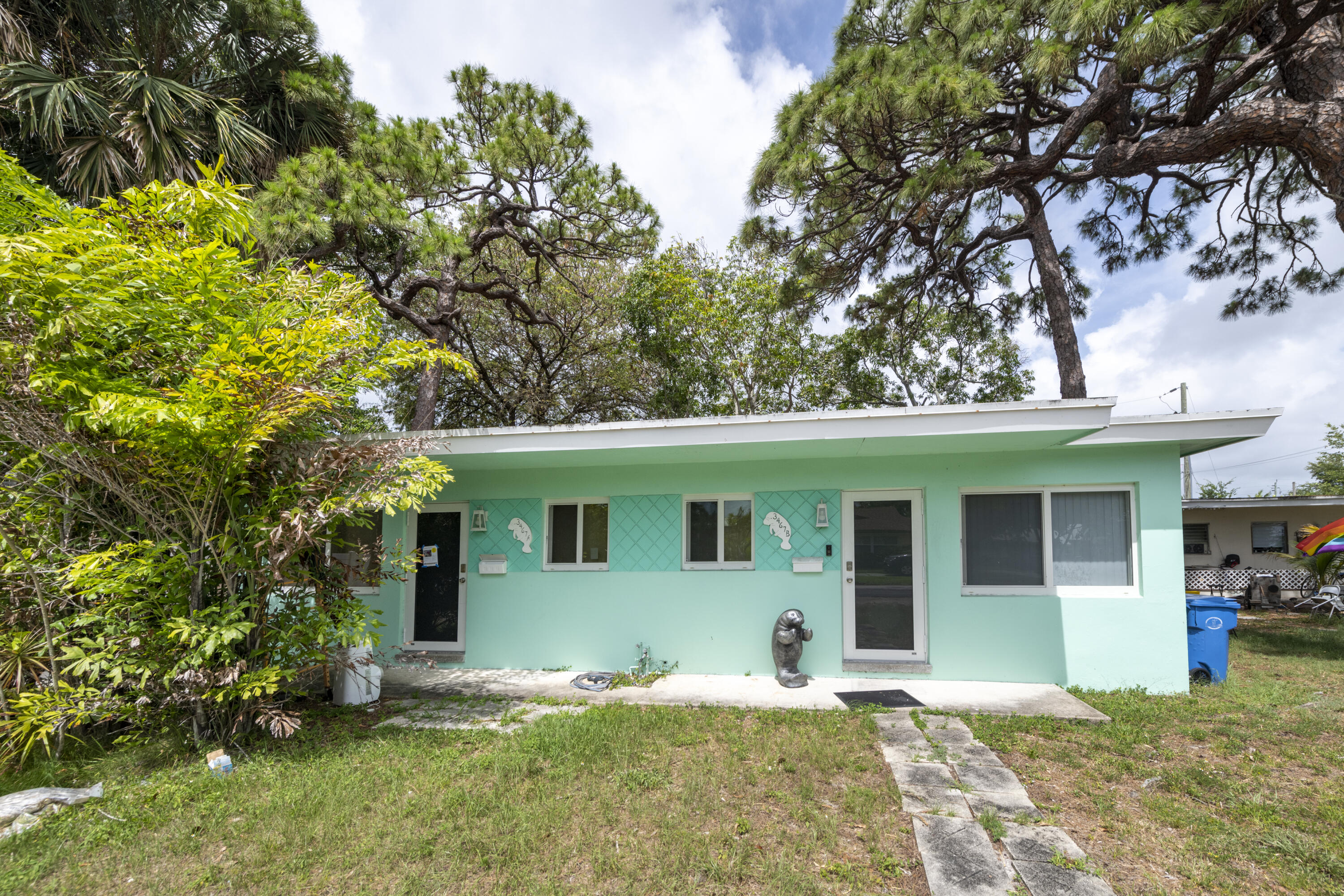 OAKLAND PARK - Residential Income