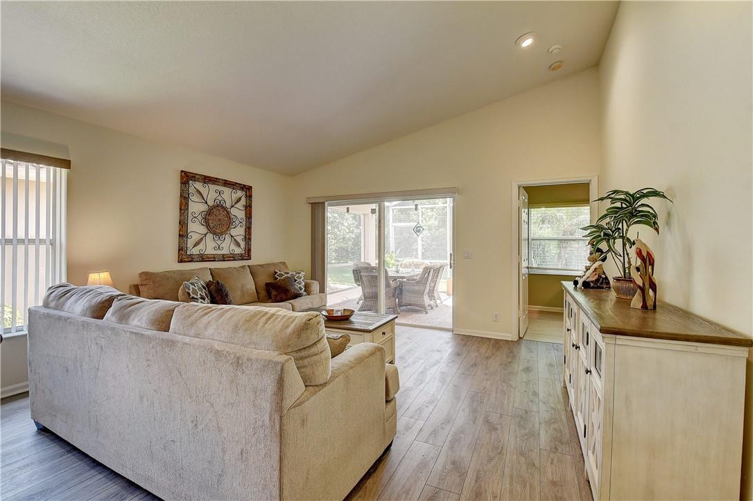 Cascade Lakes - Residential